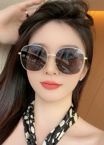 GUCCI グッチ サングラス オーバル メンズ レディース ブラック G35810