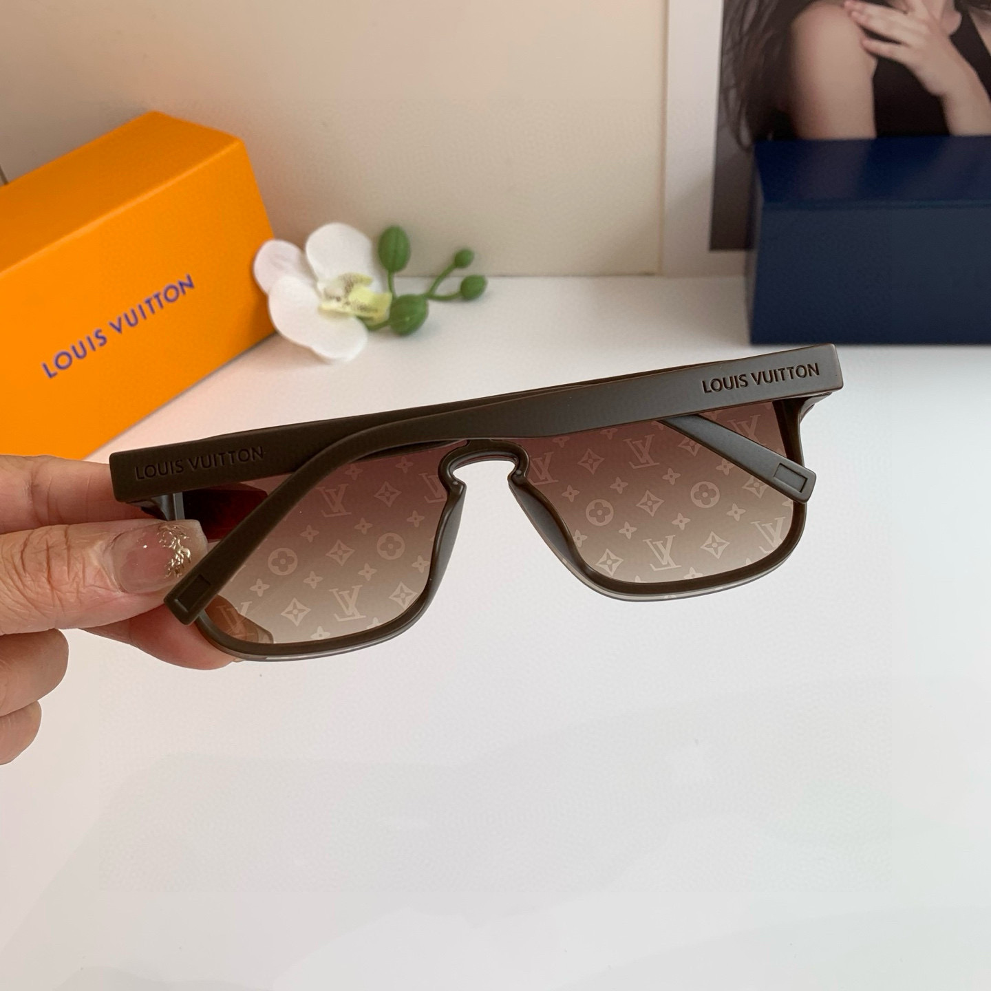 LV ルイヴィトン サングラス フレーム一体型 シルバーフレーム ブラック ブラウン レディース メンズ 31260 - 画像 5