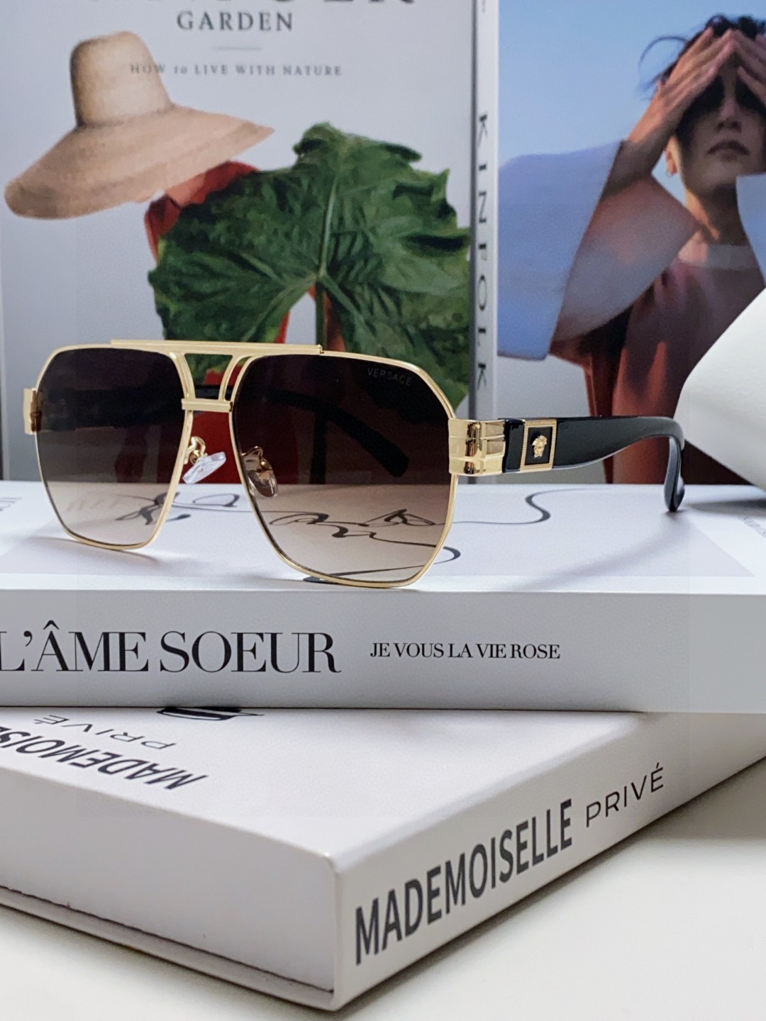 VERSACE ヴェルサーチ メンズ サングラス ゴールドフレーム メディウスヘッドロゴ 31138 ブラック ブラウン ブルー レディース 多色展開