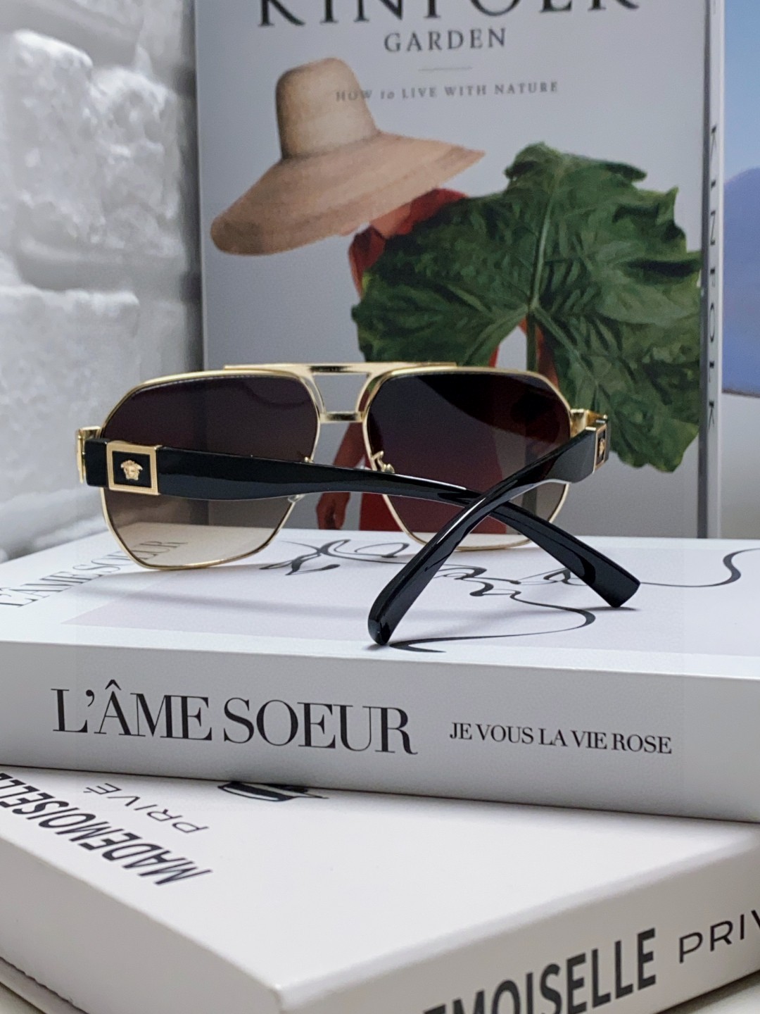 VERSACE ヴェルサーチ メンズ サングラス ゴールドフレーム メディウスヘッドロゴ 31138 ブラック ブラウン ブルー レディース 多色展開 - 画像 4