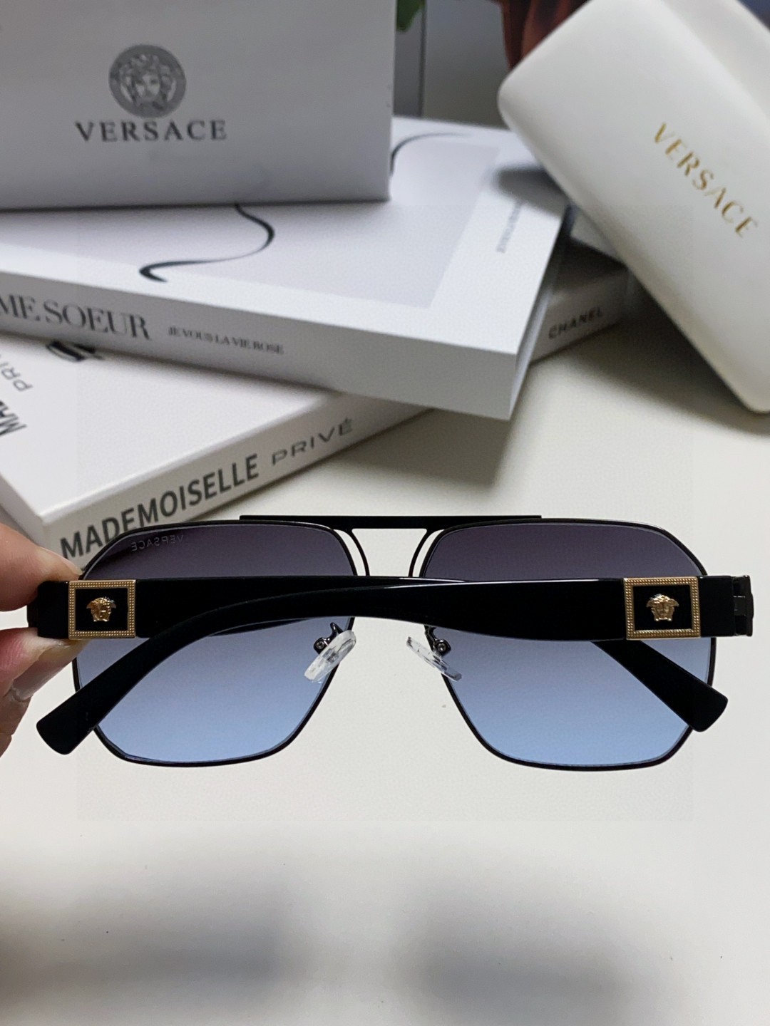 VERSACE ヴェルサーチ サングラス メンズ ブラック ピンクゴールド メデューサロゴ 23249 23248 23247 23246 23245 多色展開 - 画像 6