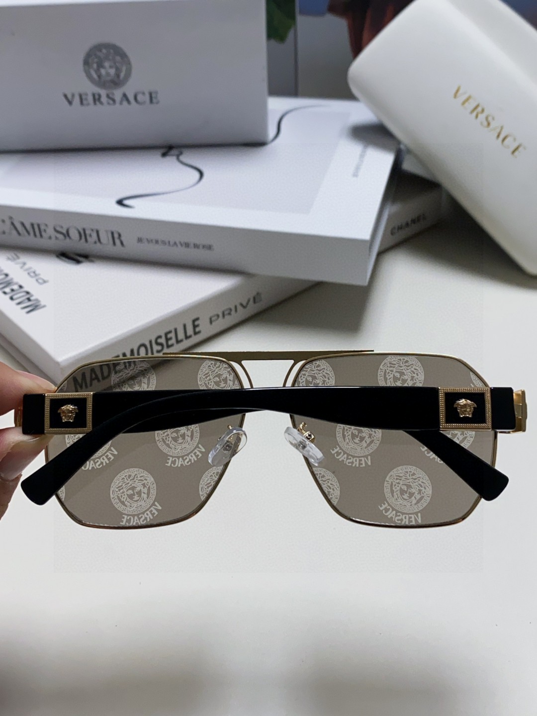 VERSACE ヴェルサーチ サングラス フラットシェイプ ゴールドメタル メトロポリス メンズ レディース 31140 多色展開 - 画像 6