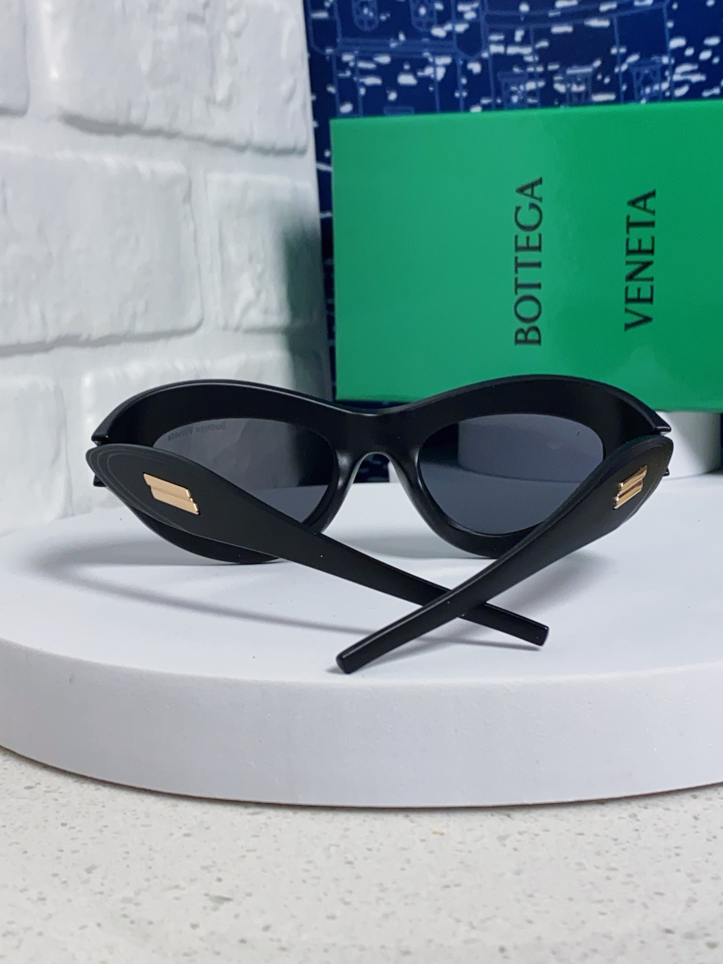 BOTTEGA VENETA ボッテガヴェネタ サングラス フラットシェイプ メンズ レディース ブラック ホワイト ブルー ヨーロッパ風 多色展開 2025年新作 - 画像 5