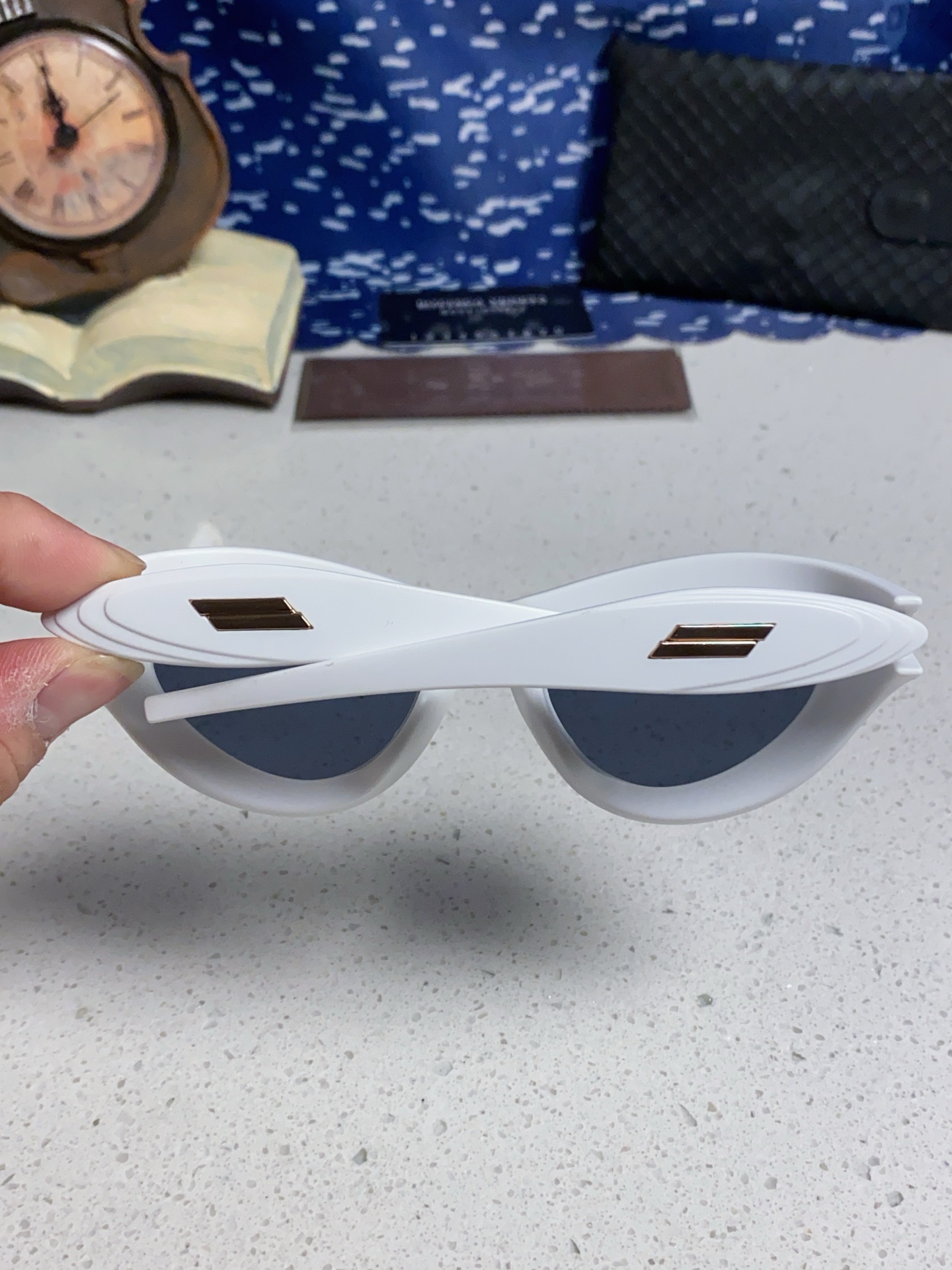 BOTTEGA VENETA ボッテガヴェネタ サングラス パステルカラー 多色展開 フェイスカバー 未来感 ライディング メンズ レディース 白 31395 - 画像 8