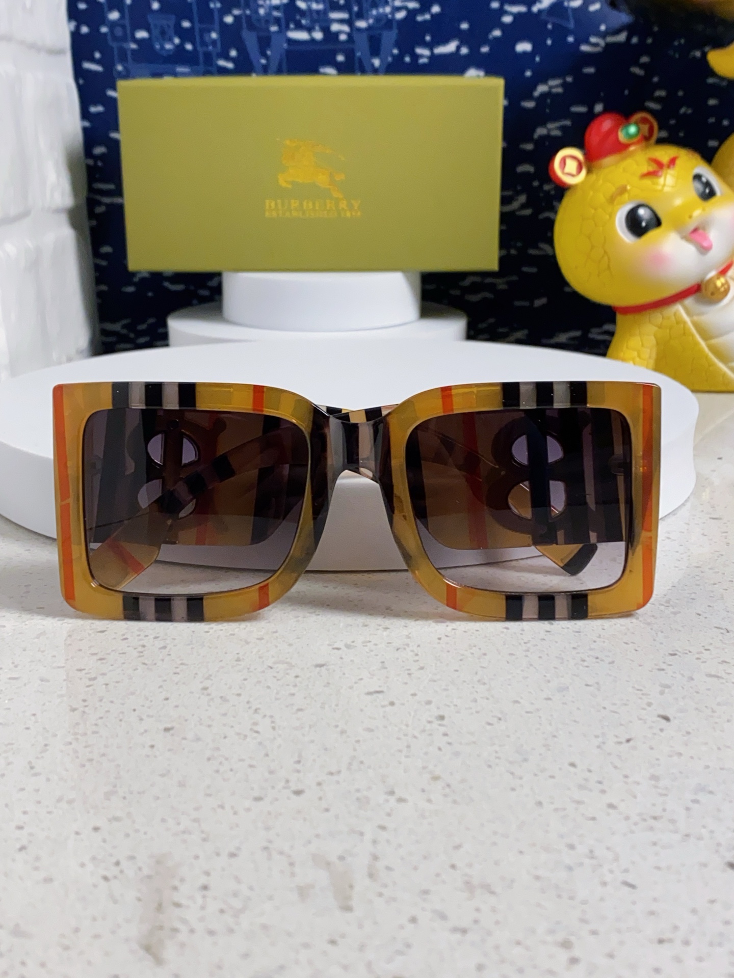 BURBERRY バーバリー サングラス ビッグフェイス メガネ フレーム 黄格纹 全6色展開 - 画像 8