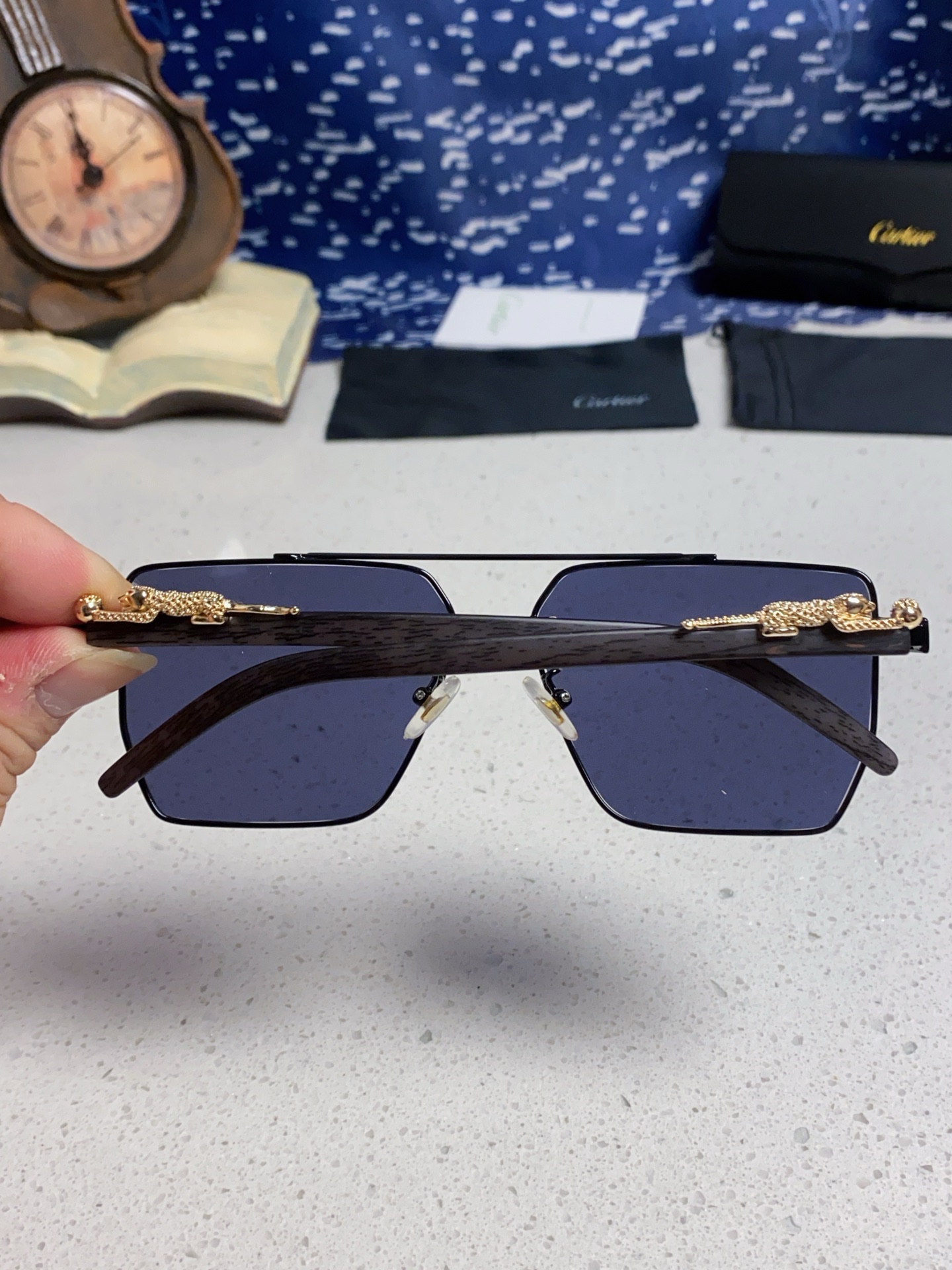 Cartier カルティエ フレームサングラス フレームタイプ メンズ レディース プラネット デザイン 2025 新作 ブラック 多色展開 - 画像 8