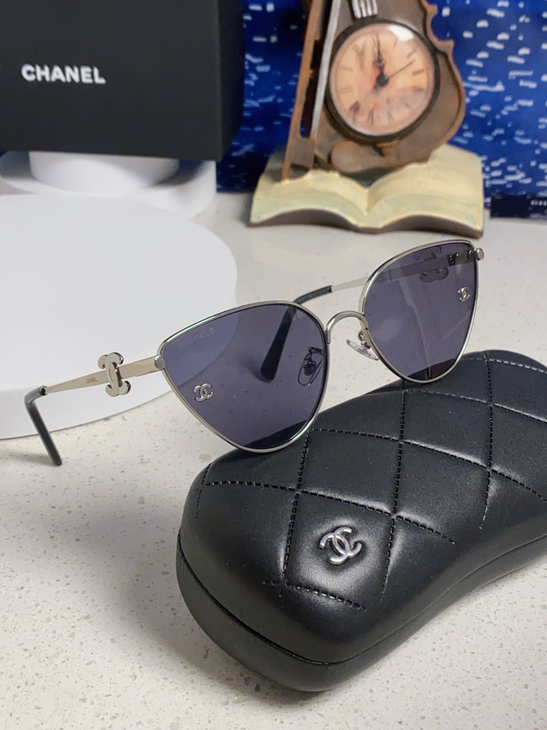 CHANEL シャネル サングラス フェイス形状：丸みを帯びた猫目型 レディース 通勤 シルバー ブラック ブラウン 多色展開 - 画像 2