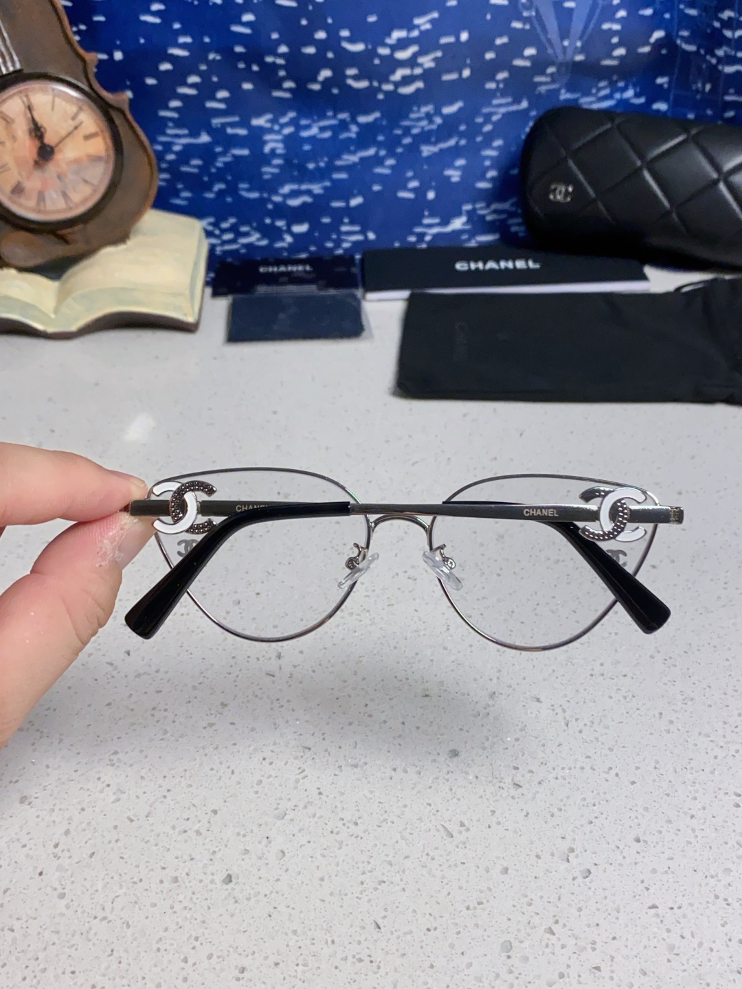 CHANEL シャネル サングラス フラットシェイプ レディース 顔型カバーフレーム 金属フレーム 2色展開 - 画像 7