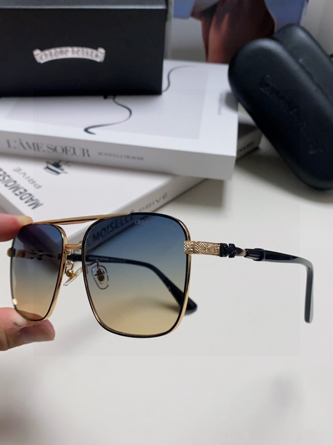 CHROME HEARTS クロムハーツ メンズ サングラス メンズ レディース 二重梁 モダン フェイク ブランド 防紫外線 多色展開 - 画像 7