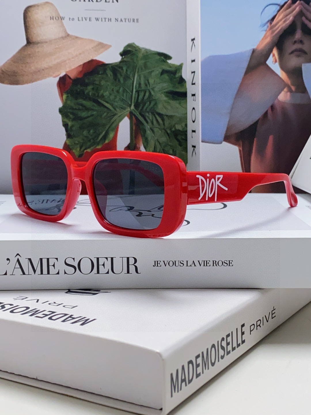 Dior ディオール サングラス デザインサングラス フレームにロゴ サングラス 防曇 レディース 全5色展開