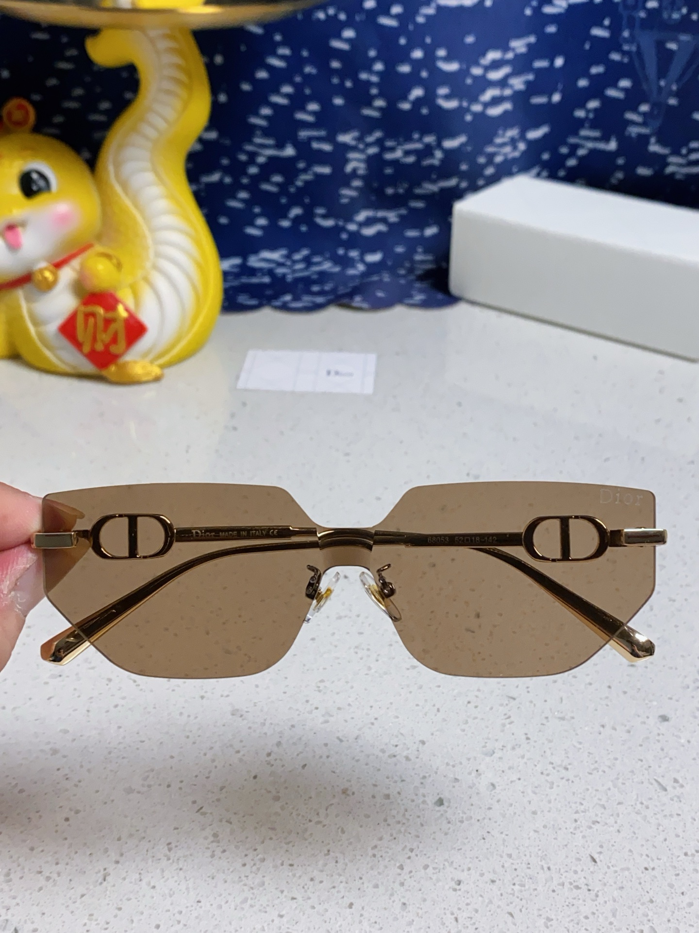 Dior ディオール サングラス フレームレス 大きめ メンズ レディース ブランド ブラック ピンク ブラウン ネイビー 全5色展開 - 画像 6