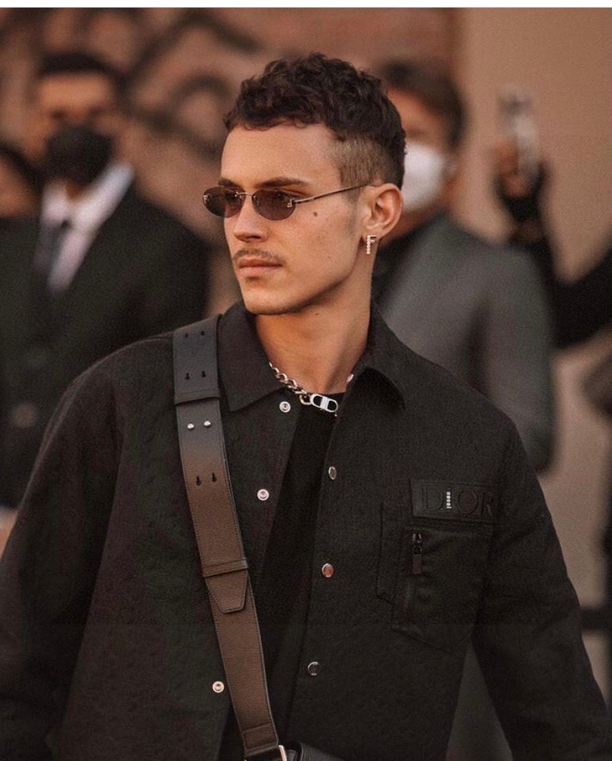 FENDI フェンディ サングラス 2024年新作 金属無框 楕円型 メンズ レディース 防紫外線 茶色 ブルー ブラック 全3色