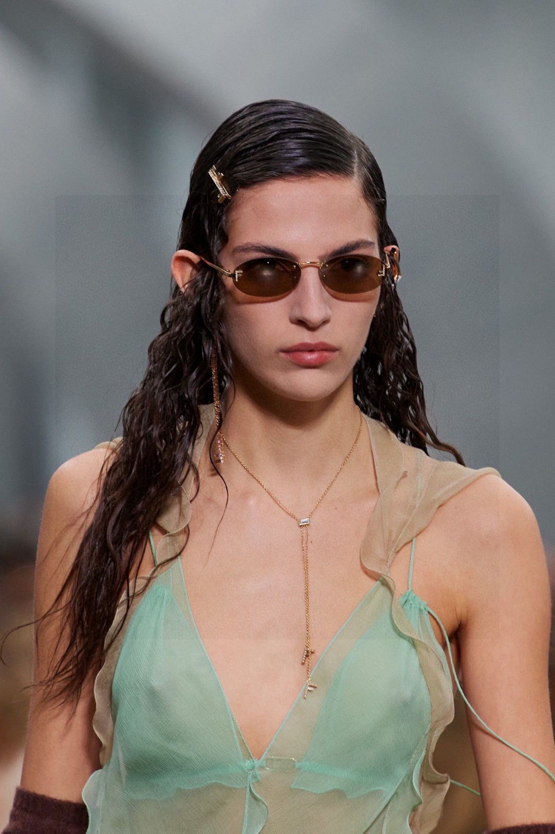 FENDI フェンディ サングラス 2024年新作 金属無框 楕円型 メンズ レディース 防紫外線 茶色 ブルー ブラック 全3色 - 画像 5