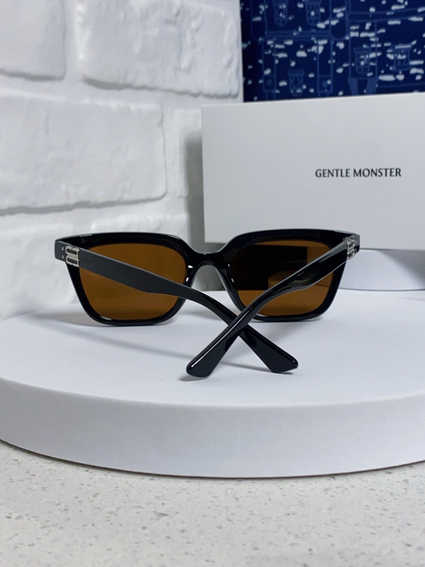 GENTLE MONSTER ジントルモンスター サングラス MUSEE_31223 メンズ 2025年新作 フレーム付き 多色展開 - 画像 8