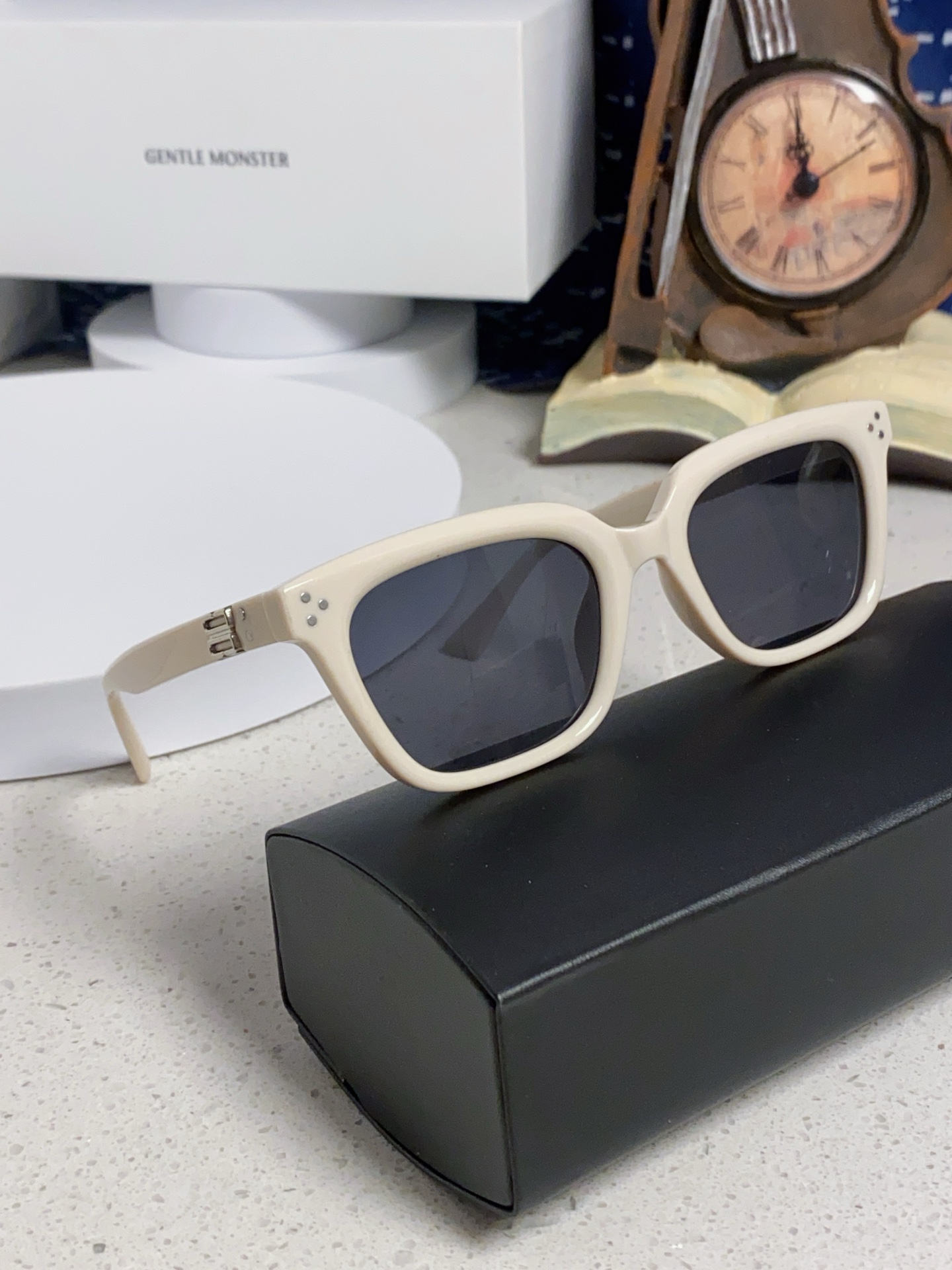 GENTLE MONSTER ジェントルモンスター サングラス Musee_31225 メンズ ショップスタイル ミルクホワイト 多色展開 - 画像 3