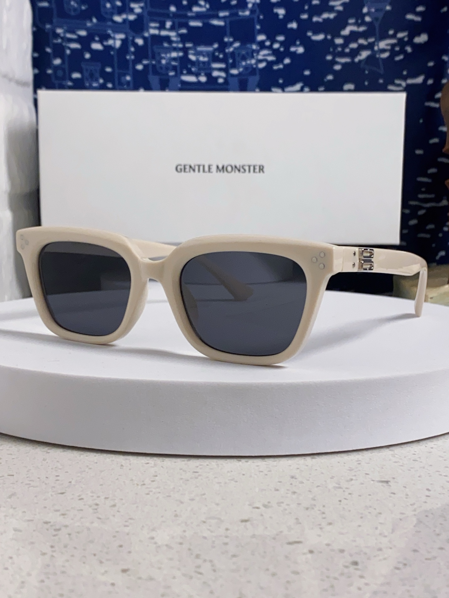 GENTLE MONSTER ジェントルモンスター サングラス Musee_31225 メンズ ショップスタイル ミルクホワイト 多色展開 - 画像 6