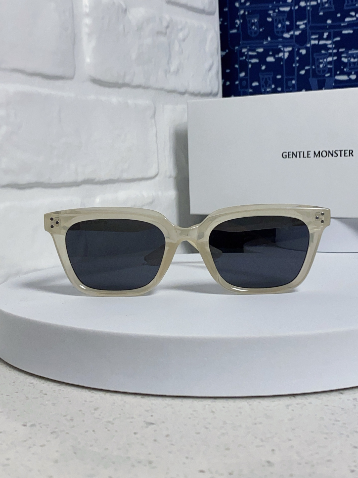 GENTLE MONSTER ジェントルモンスター サングラス MUSEE_31226 メンズ 2025新品 フレーム付き 多色展開 - 画像 6