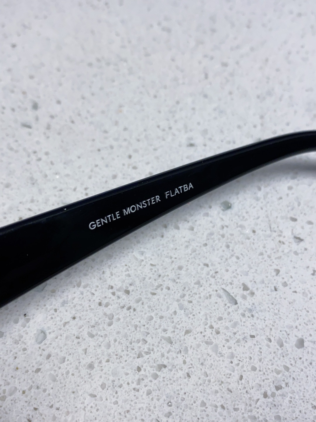 GENTLE MONSTER ジェントルモンスター サングラス 2025年新作 フレーム型 メンズ レディース 顔を細く見せる 防紫外線 カラー展開 TR1088 - 画像 2