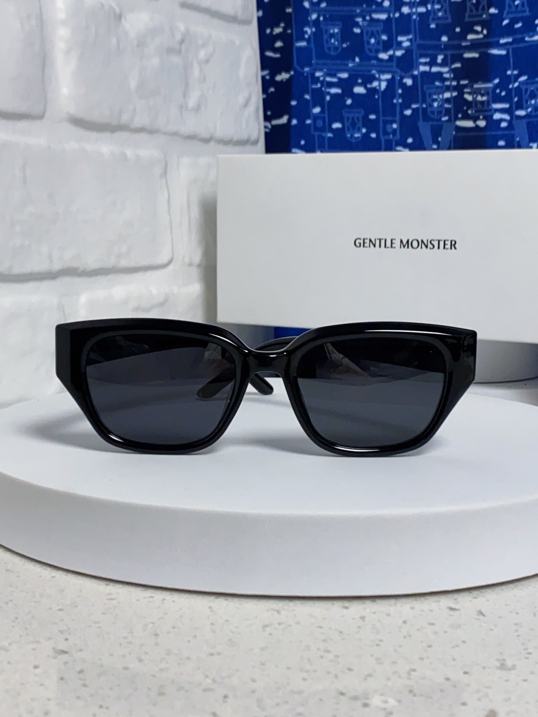 GENTLE MONSTER ジェントルモンスター サングラス 2025年新作 フレーム型 メンズ レディース 顔を細く見せる 防紫外線 カラー展開 TR1088 - 画像 9