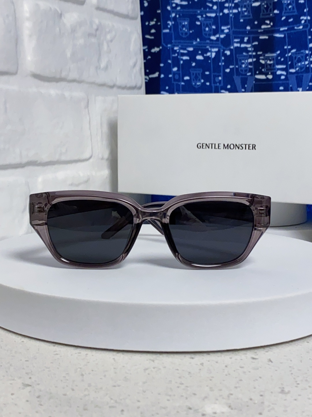 GENTLE MONSTER ジェントルモンスター メガネ サングラス 2025年新作 フレーム レディース メンズ 透粉 透绿 透灰 黒茶 黒色 全5色展開 - 画像 5