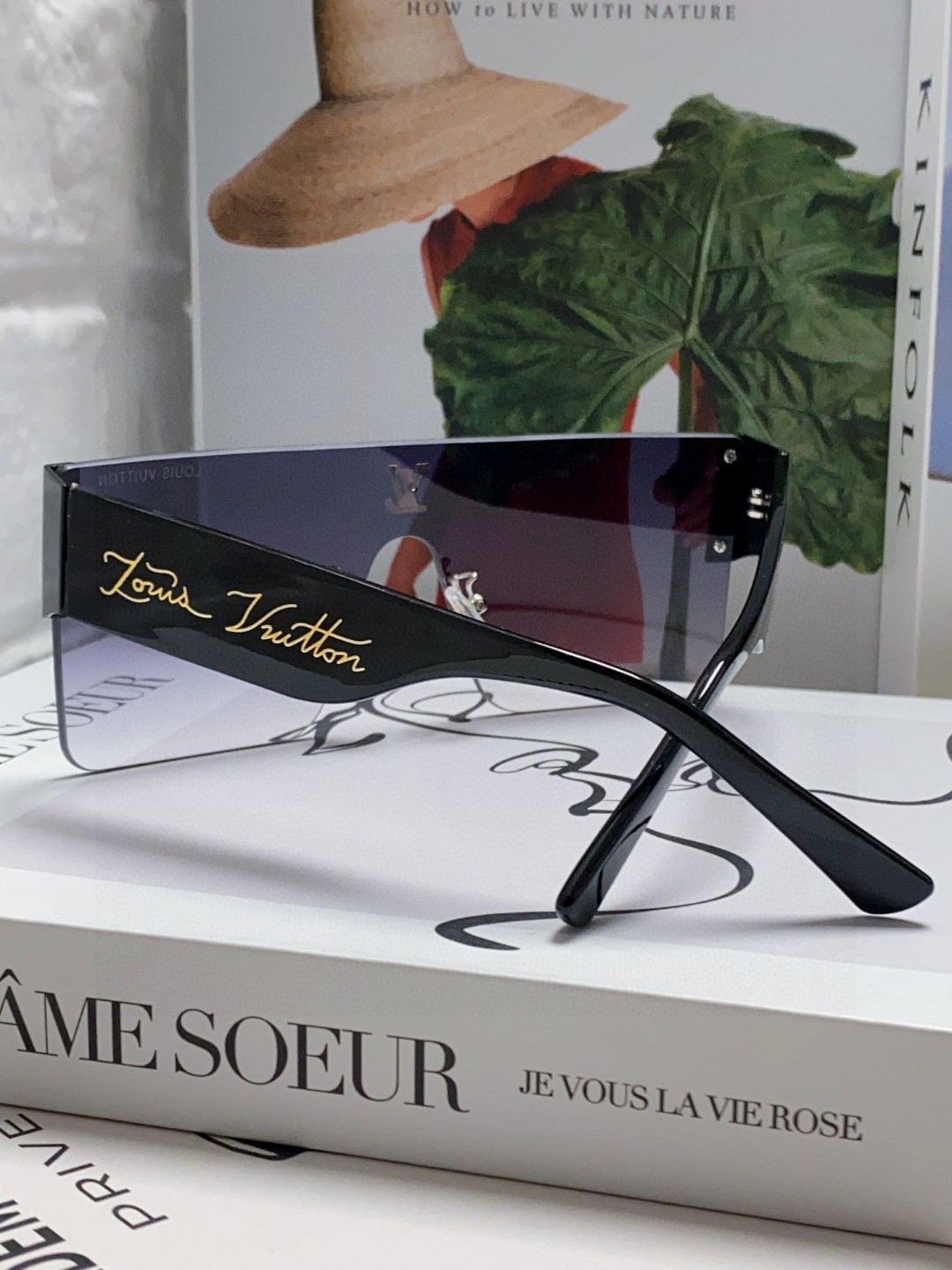 LOUIS VUITTON ルイヴィトン メガネ型サングラス フレーム付き メンズ レディース ブラック ブラウン ホワイト 多色展開 - 画像 4