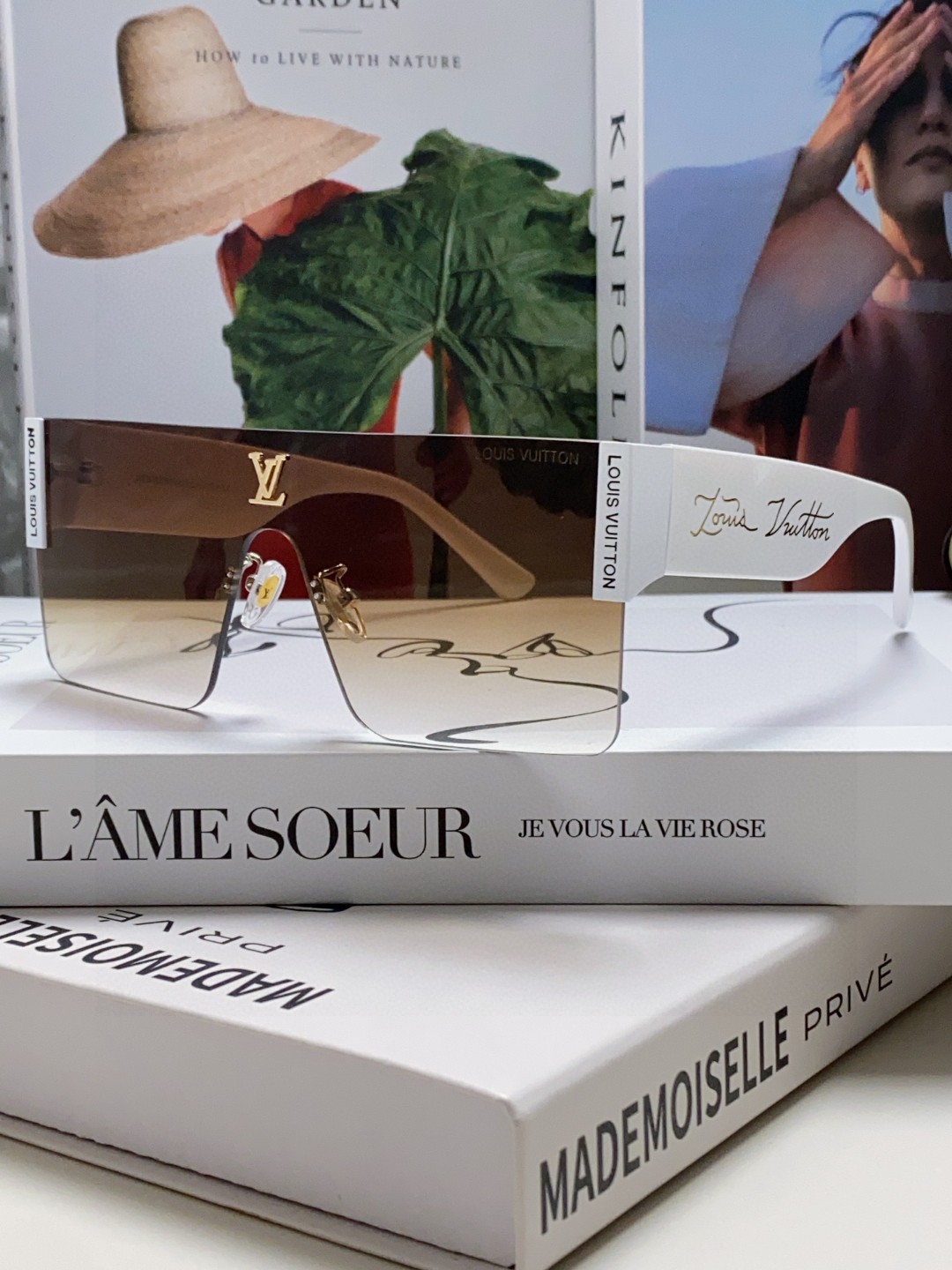 LOUIS VUITTON ルイヴィトン サングラス フレーム メンズ レディース 2024新作 ワンサングラス 金属 メンズレディース兼用 インスタ映え 31296 33296 33298 多色展開