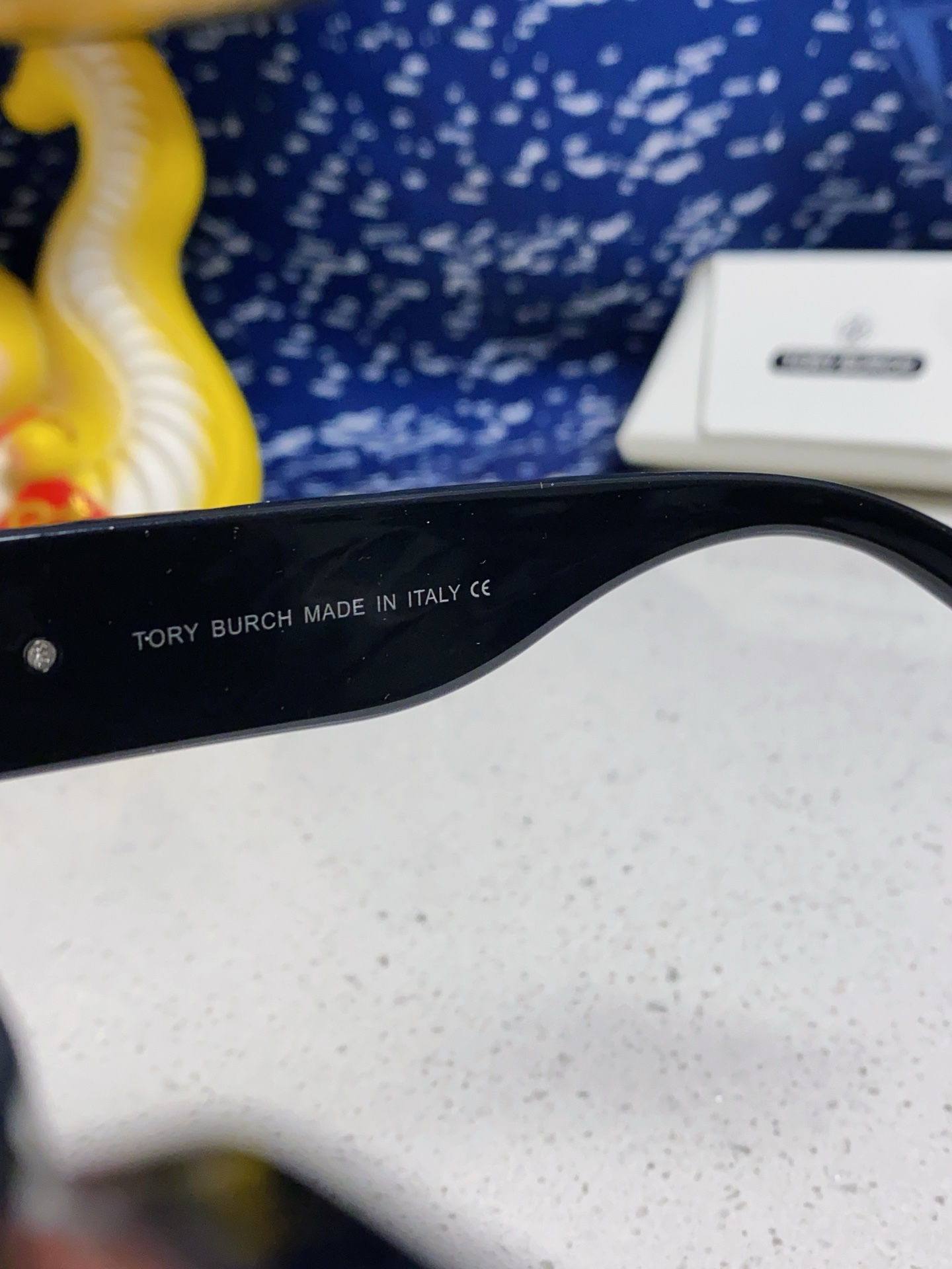 TORY BURCH トリー バーチ サングラス 大判フレーム レディース 防紫外線 ブラック 多色展開 - 画像 9