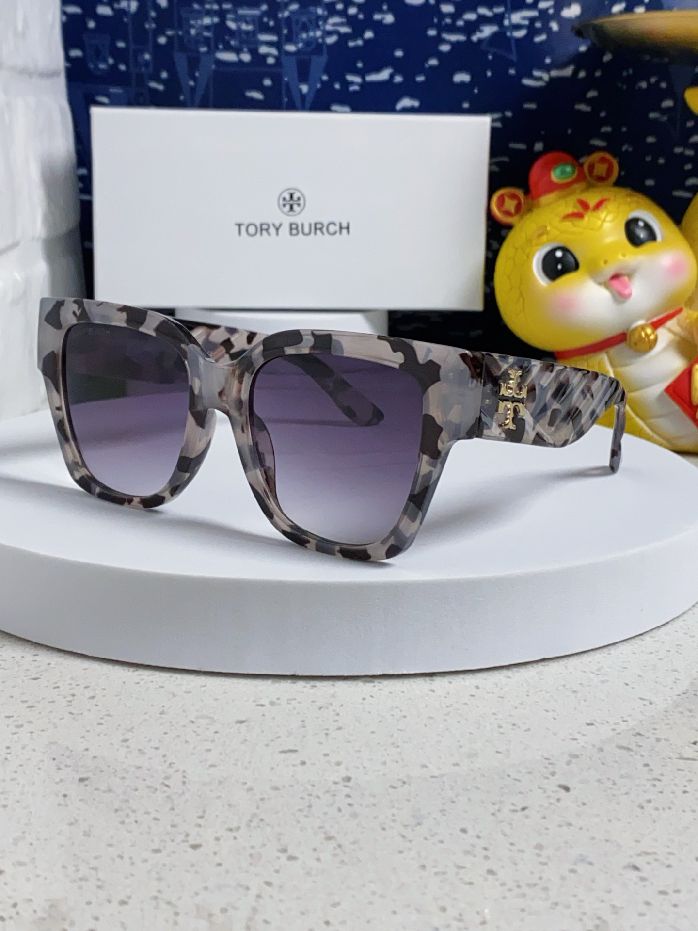 TORY BURCH トーリーバーチ サングラス フレーム型 レディース 大顔显瘦 防紫外線 31320 白豹纹 多色展開