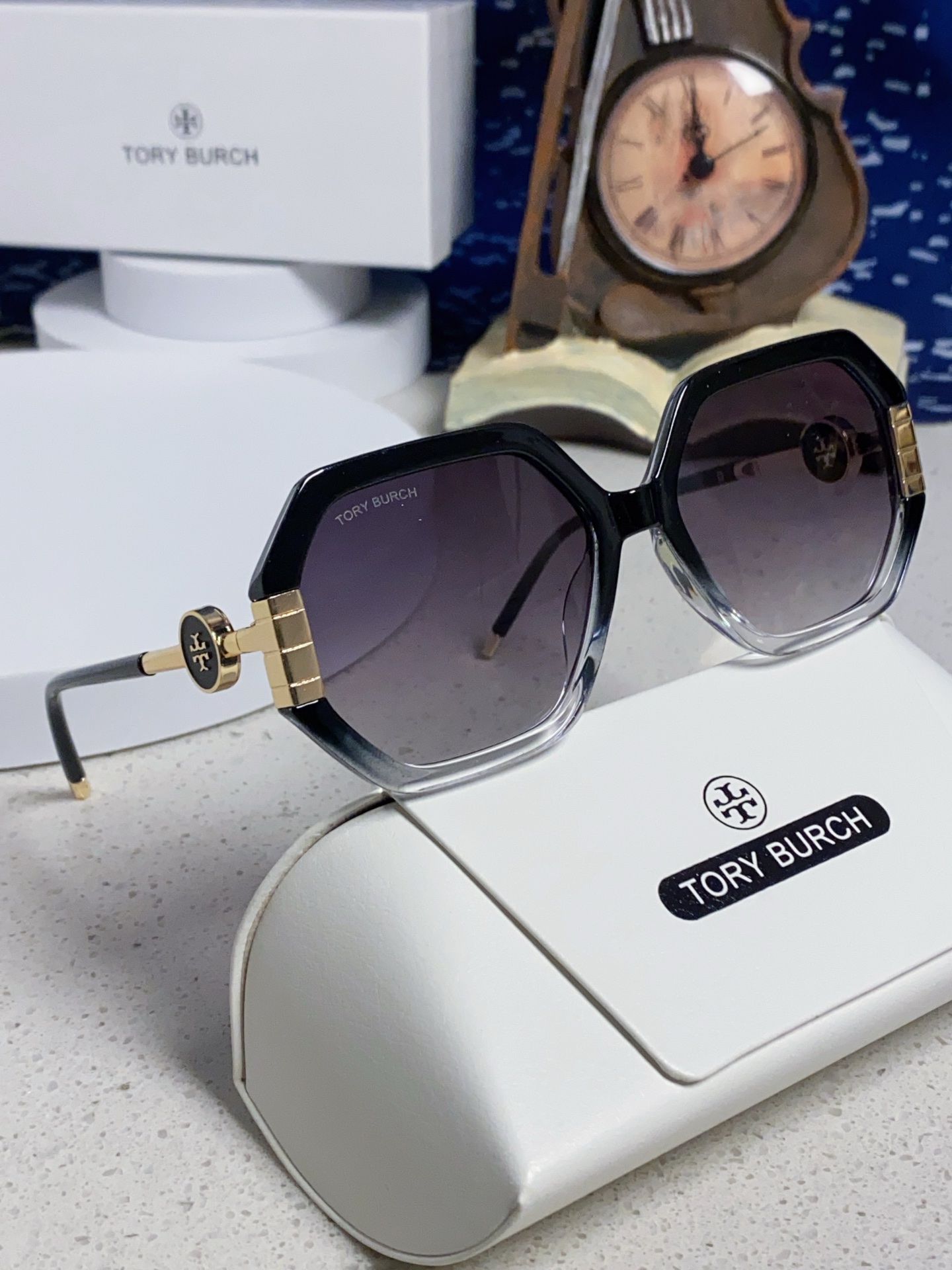 TORY BURCH トリー バーチ サングラス フレーム シェイプ 多色展開 ファッション レディース 多機能 UVカット - 画像 2