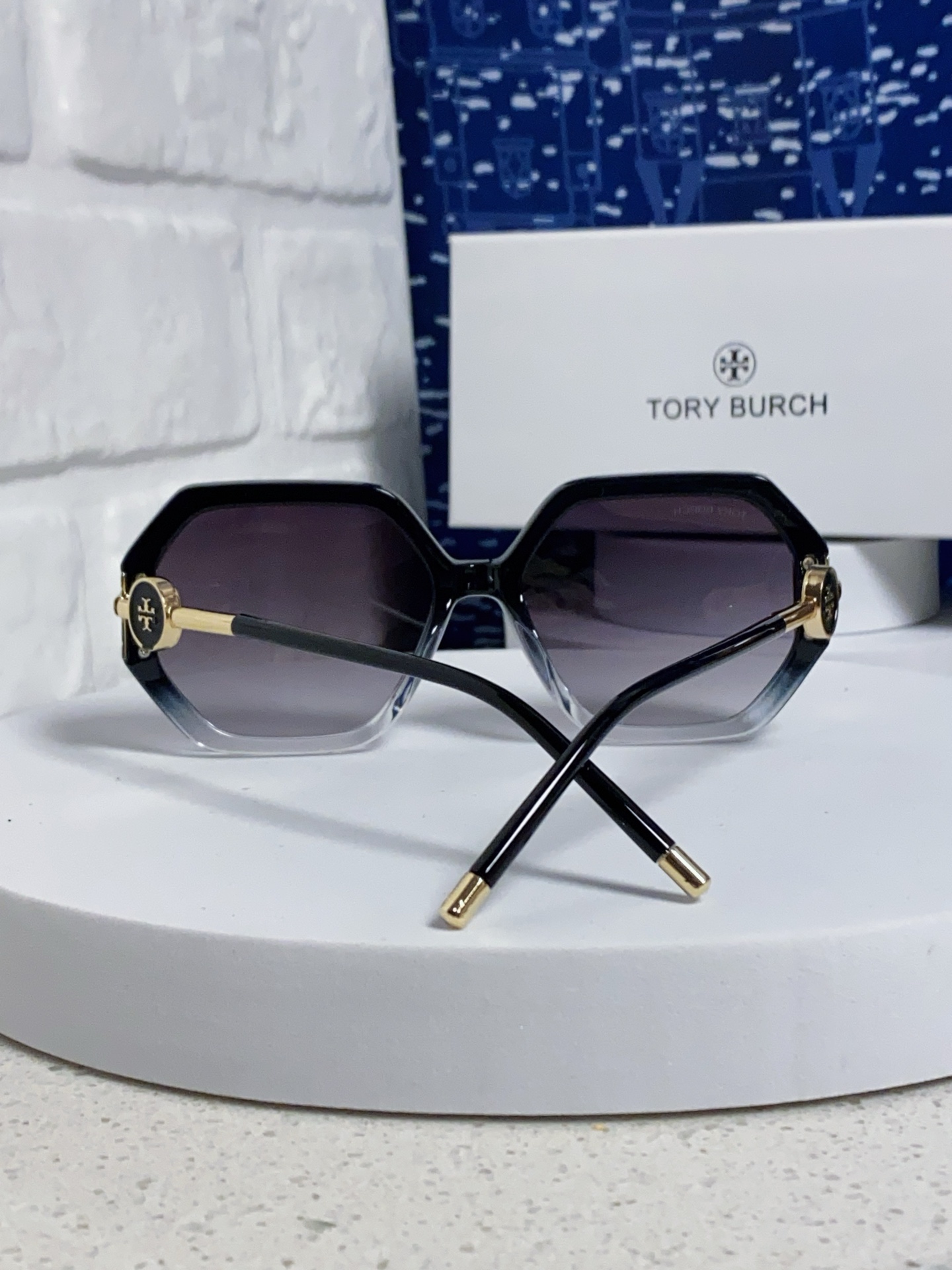 TORY BURCH トリー バーチ サングラス フレーム シェイプ 多色展開 ファッション レディース 多機能 UVカット - 画像 6