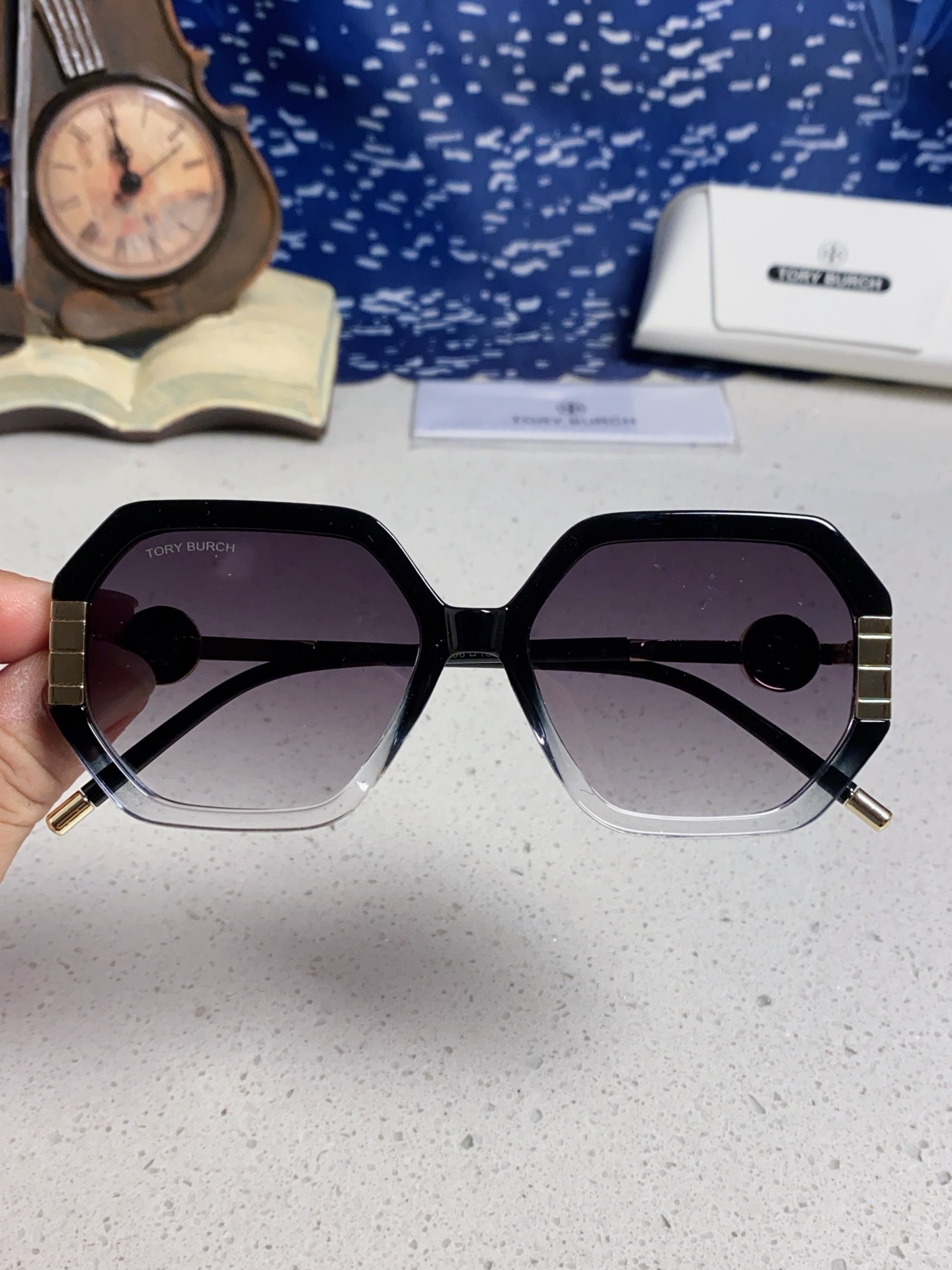 TORY BURCH トリー バーチ サングラス フレーム シェイプ 多色展開 ファッション レディース 多機能 UVカット - 画像 7