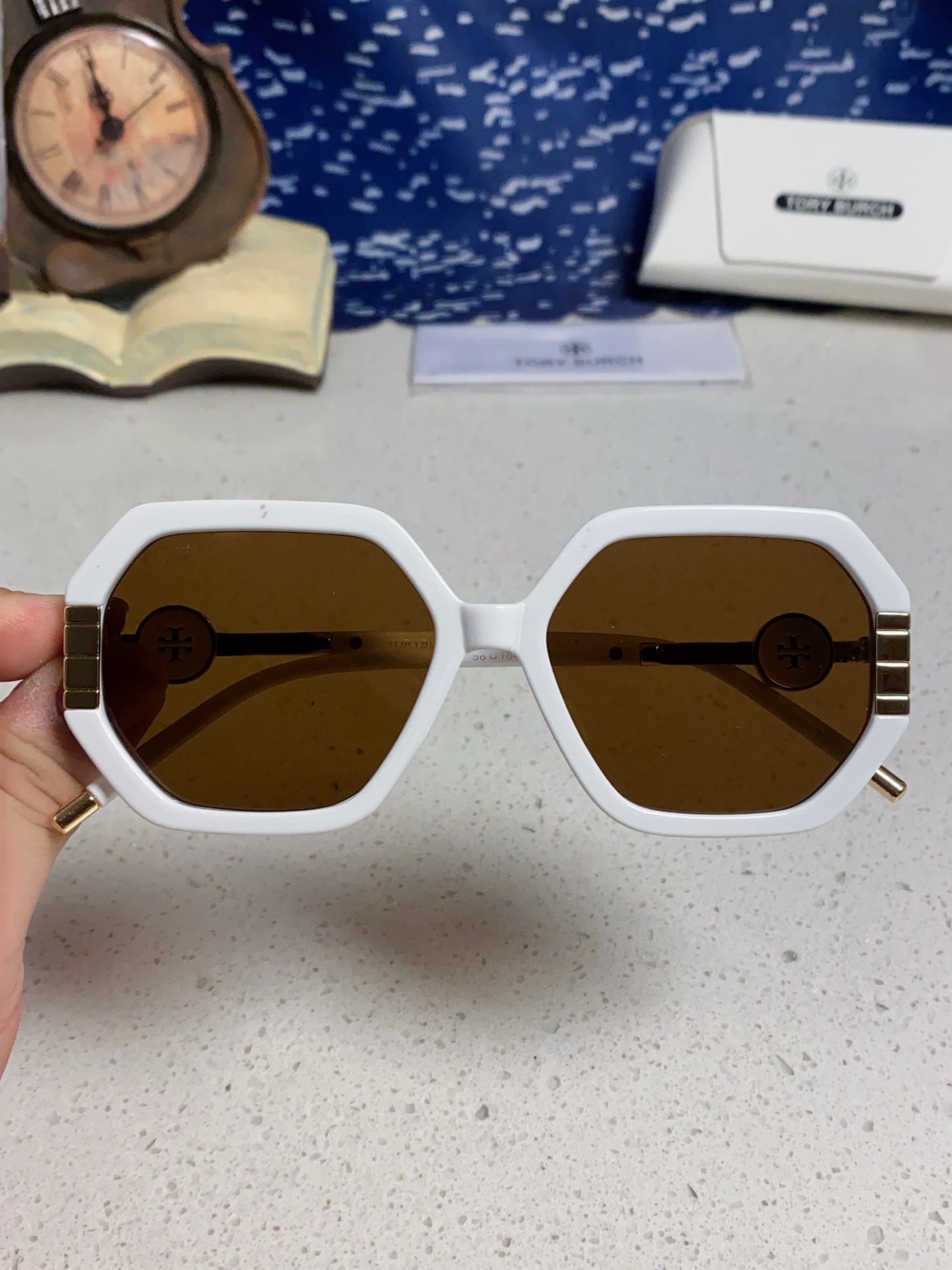 TORY BURCH トリー バーチ サングラス メンズ レディース フラットシェイプ デザイン UVカット 通勤 多色展開 - 画像 7