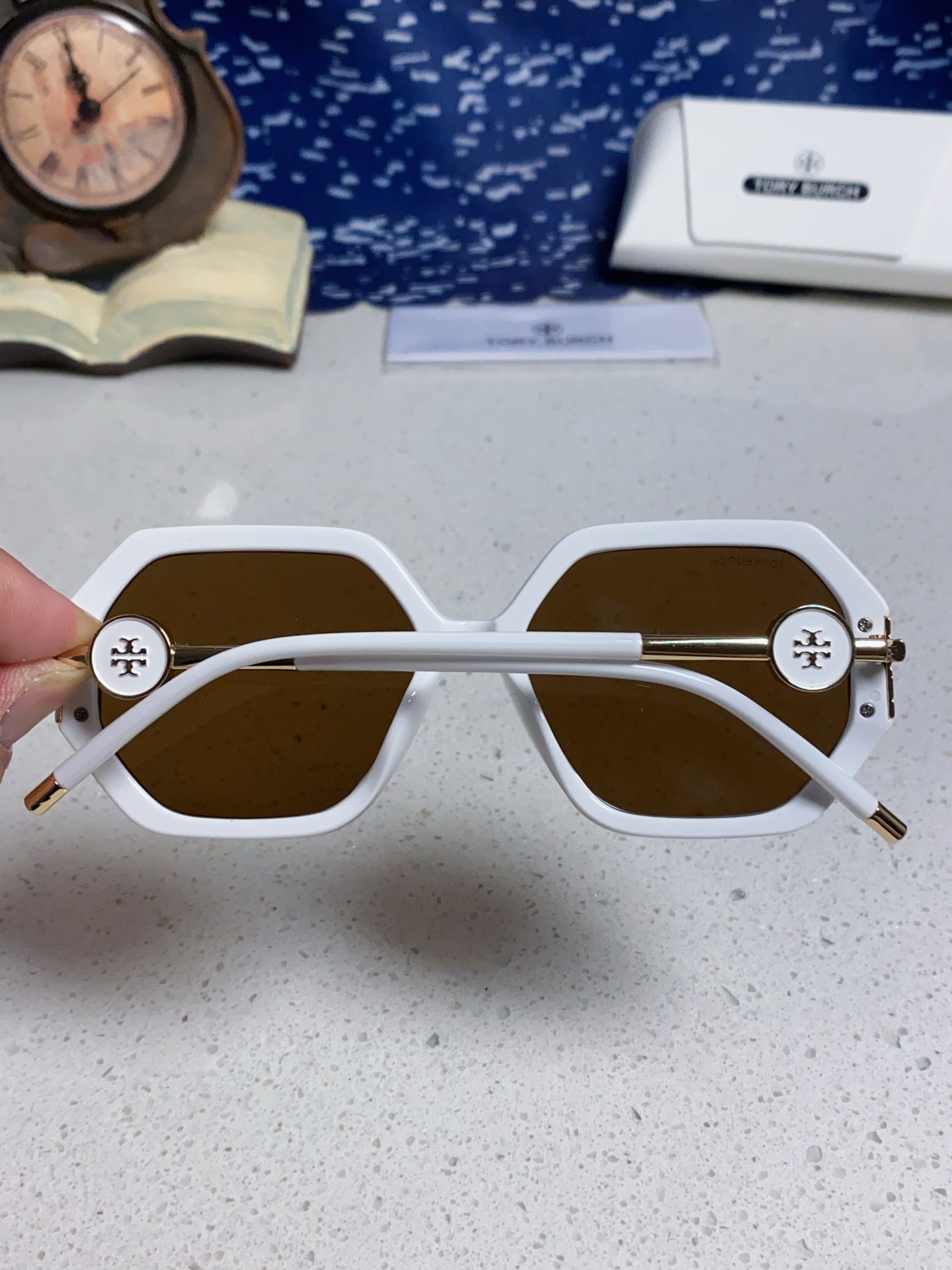 TORY BURCH トリー バーチ サングラス メンズ レディース フラットシェイプ デザイン UVカット 通勤 多色展開 - 画像 8