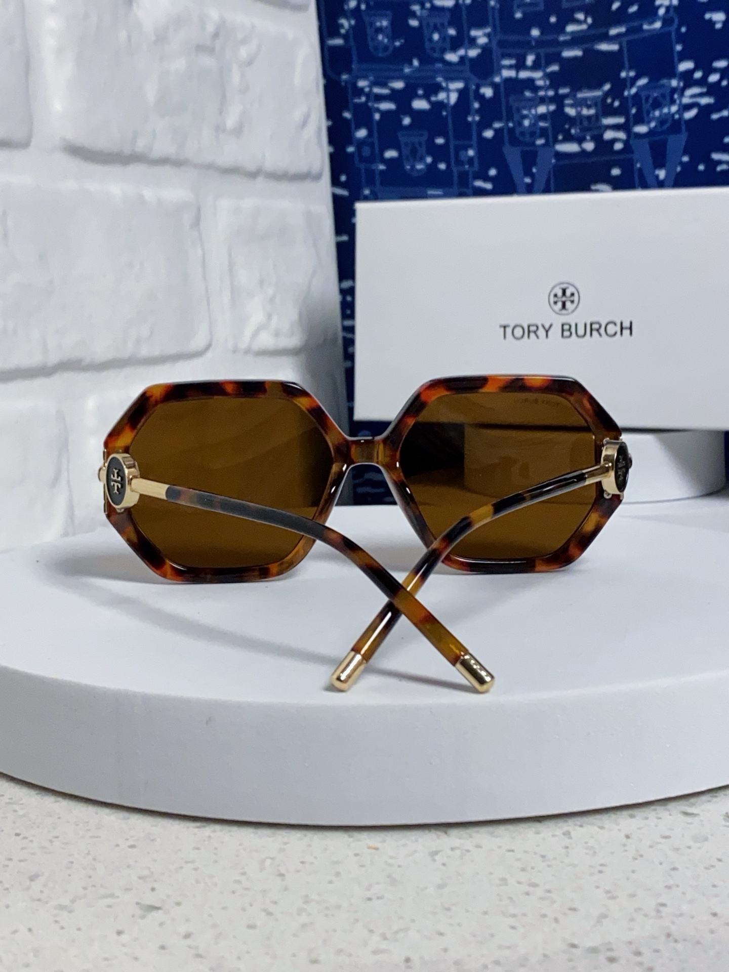 TORY BURCH トーリーバーチ サングラス フレーム：六角形 アンダーアーチ メンズ レディース 無地 ブラック ブラウン レッド ホワイト ブラック 6色展開 - 画像 6
