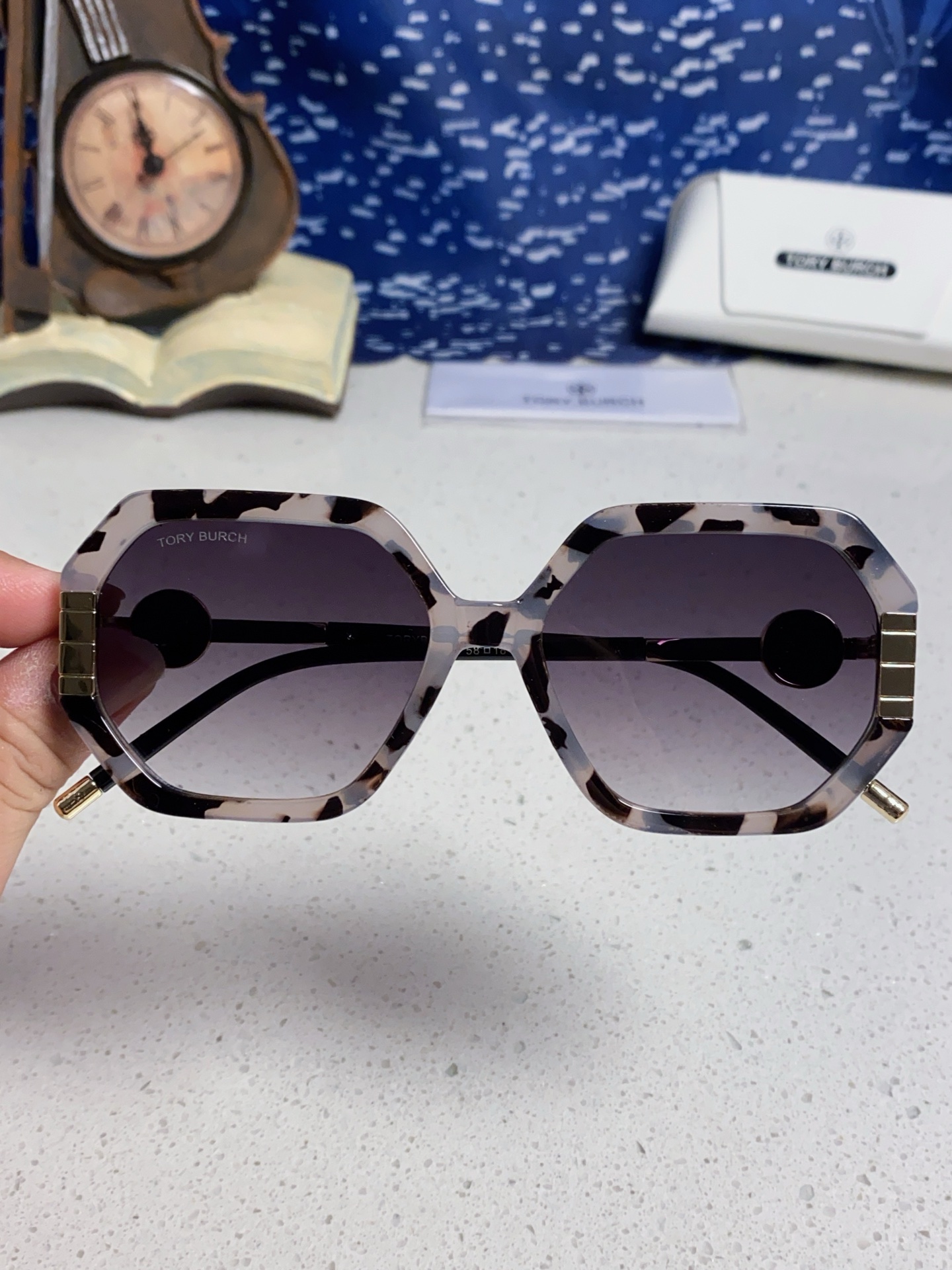 TORY BURCH トリー バーチ サングラス メンズ レディース 2025年新作 多边形 防紫外线 シェル柄 トレーントップ 多色展開 - 画像 7