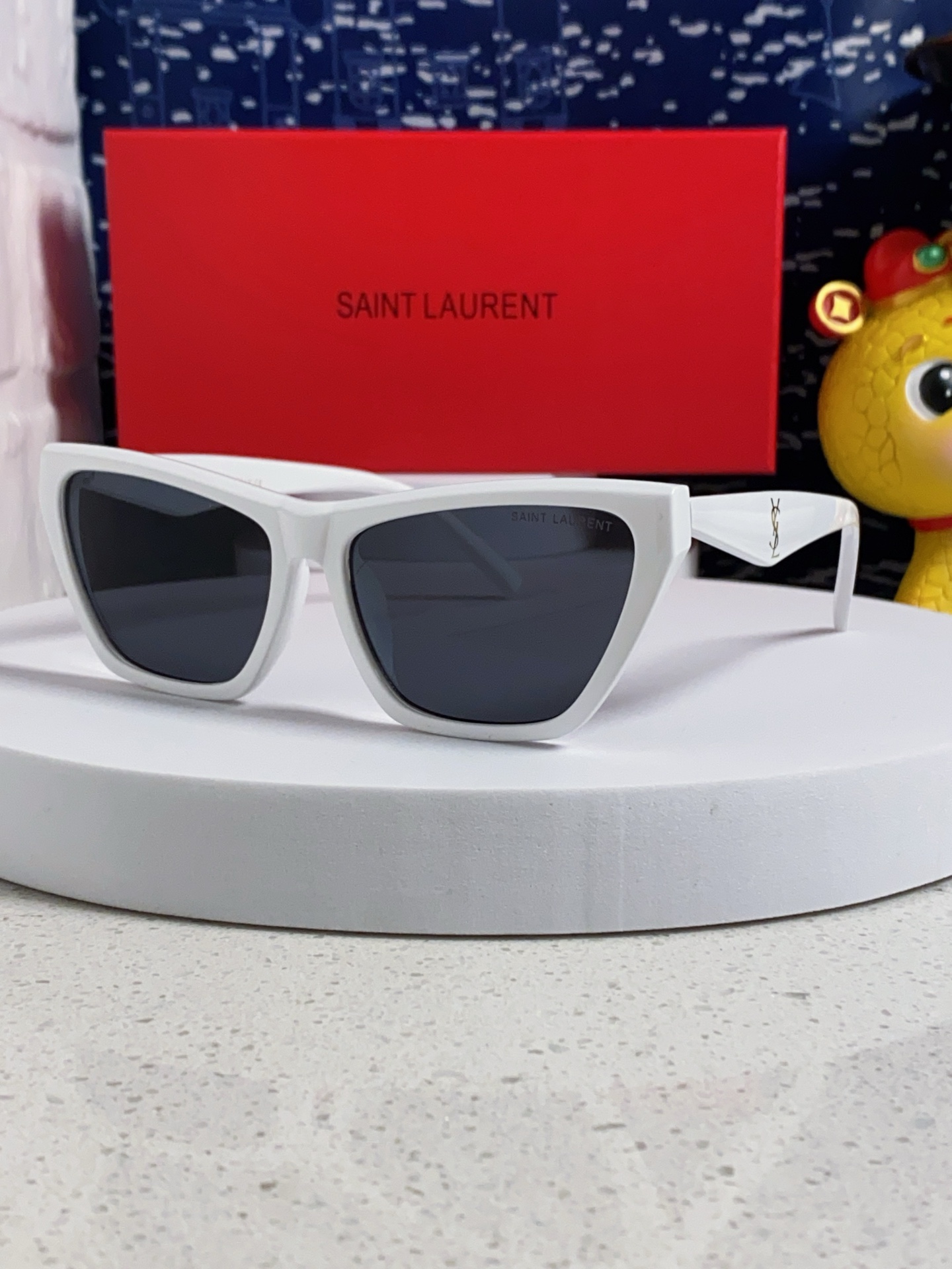 SAINT LAURENT サンローラン サングラス フレーム型 2025年新作 フラットサングラス 偏光 レディース メンズ 31299 多色展開