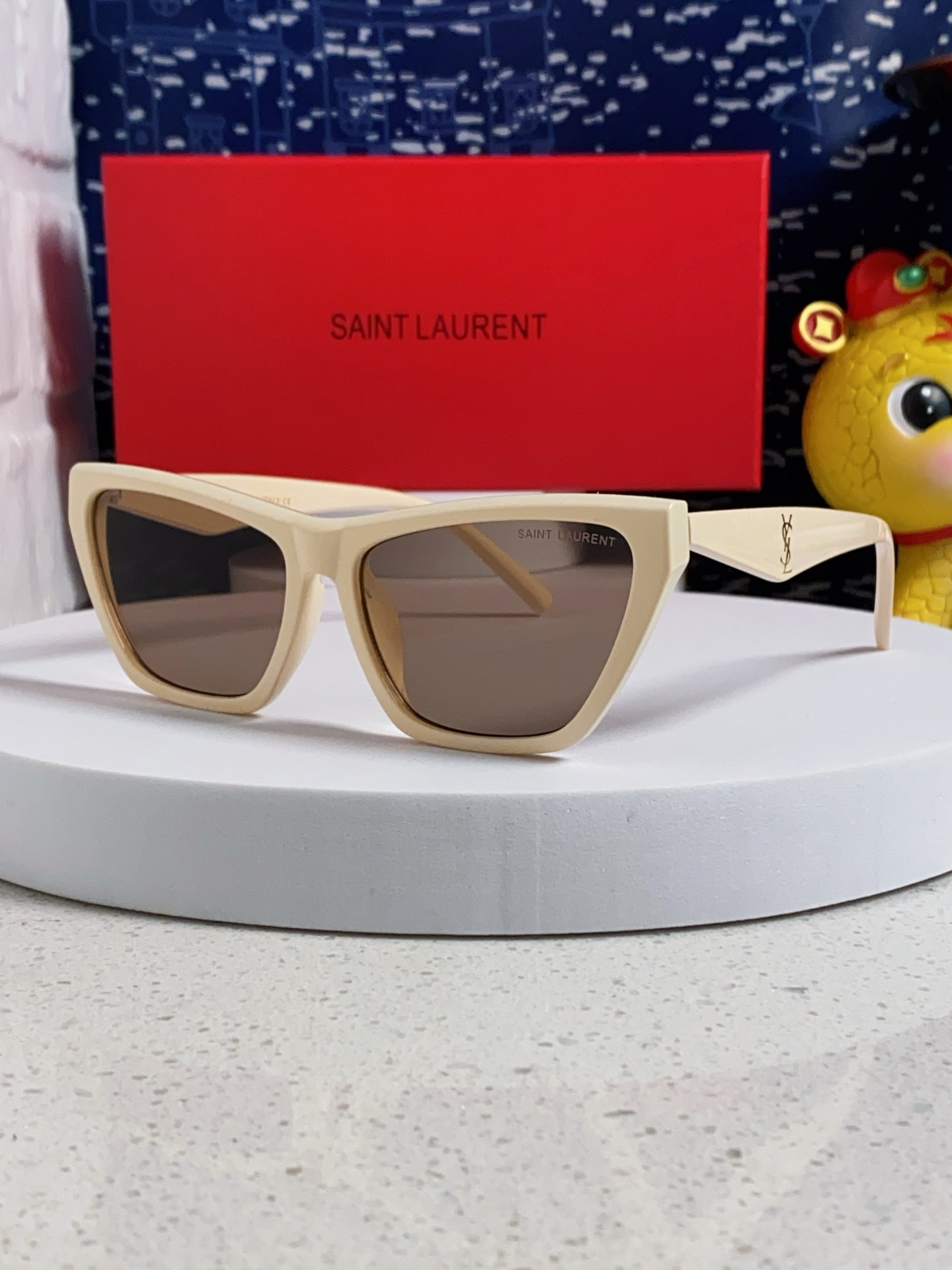 SAINT LAURENT サンローラン サングラス フレーム型 メンズ レディース カメラ型 31300 米白 多色展開