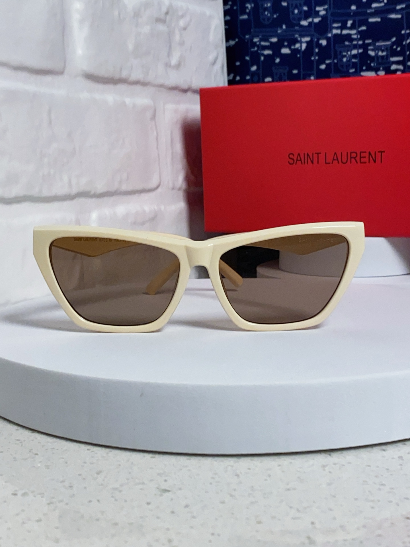 SAINT LAURENT サンローラン サングラス フレーム型 メンズ レディース カメラ型 31300 米白 多色展開 - 画像 5