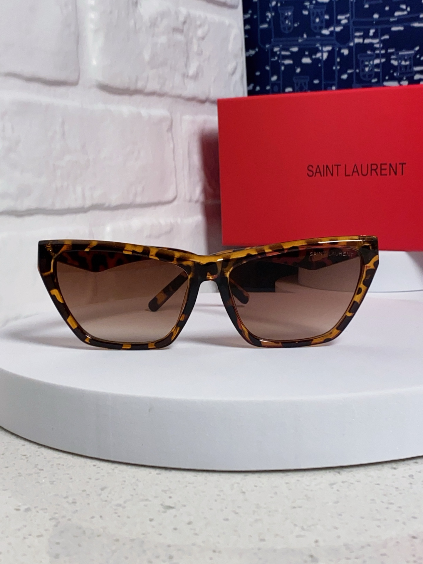 P130 YSL圣罗兰 2025新款猫眼方框太阳眼镜女圆脸SLM103遮阳墨镜男防紫外线 女士偏光太阳镜_31302 - 画像 5