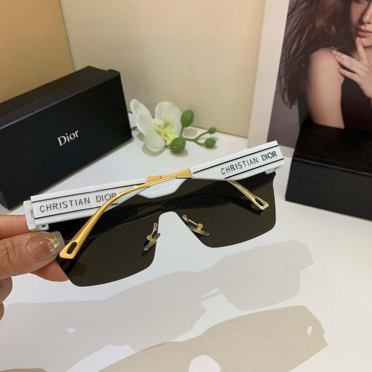 Dior ディオール サングラス フレーム レディース メンズ ホイール型 ブラック ホワイト ボルドー ブラウン 3色展開 - 画像 4