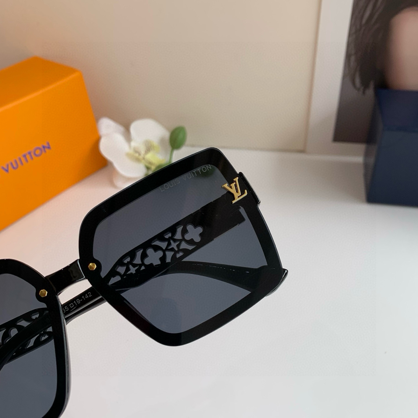 LOUIS VUITTON ルイヴィトン メンズ サングラス フレーム 8368 55 19-142 ブラック - 画像 5