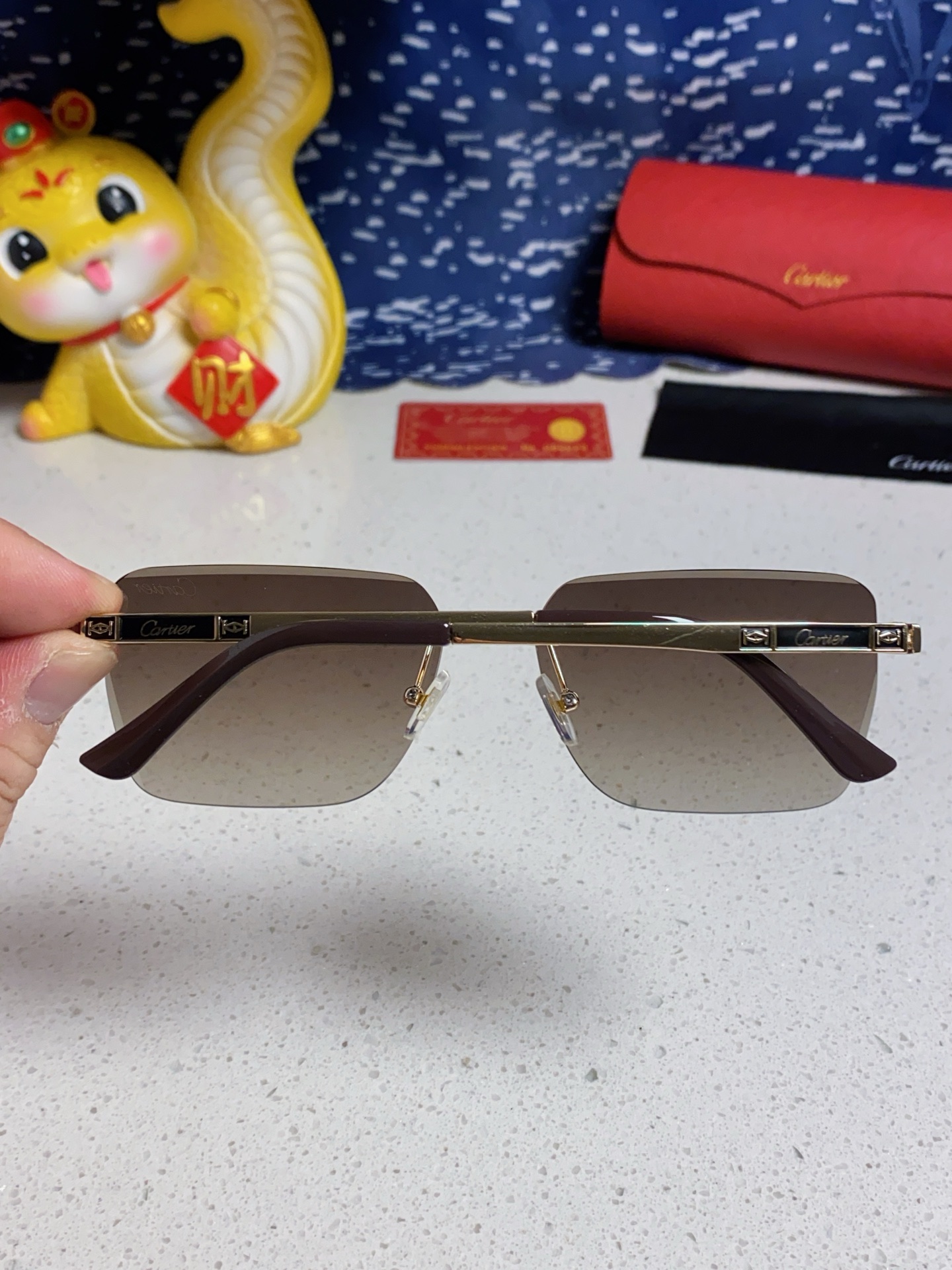 Cartier カルティエ サングラス 限定モデル メンズ レディース 2025年新作 フレームレス デザイン 9422 全6色展開 - 画像 8
