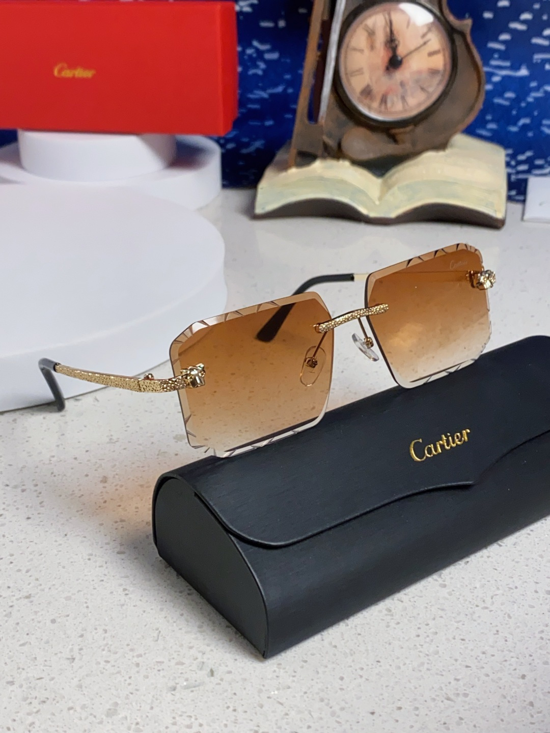 Cartier カルティエ サングラス フレームレス ペンダント サングラス 金属 レディース メンズ ブラック ブラウン ピンク グリーン レッド 多色展開 - 画像 2