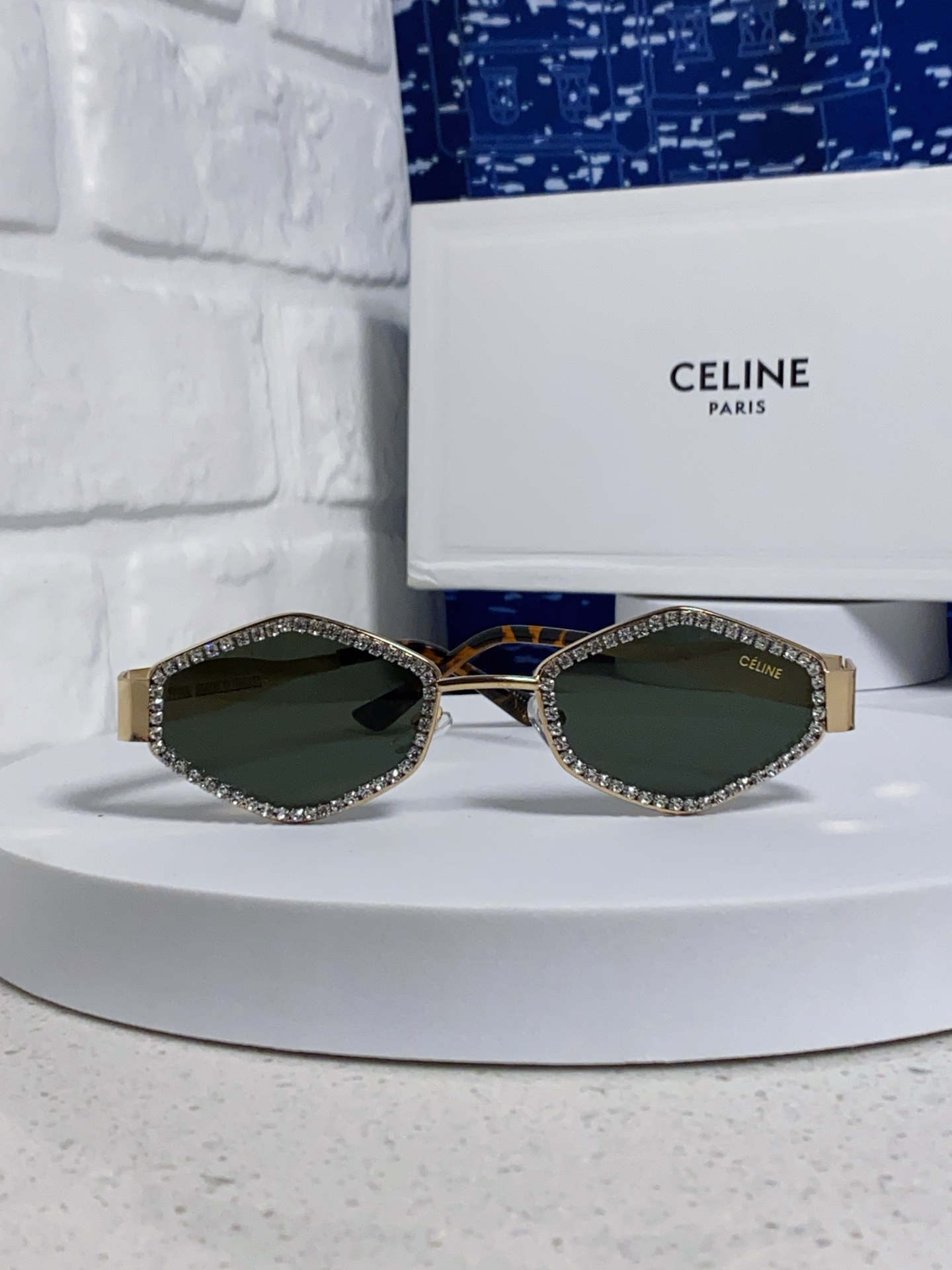 CELINE セリーヌ メガネ サングラス フラットシェイプ 2025年新作 一粒一粒 セリーヌ メタル メンズ レディース 绿色 茶色 黒色 - 画像 5