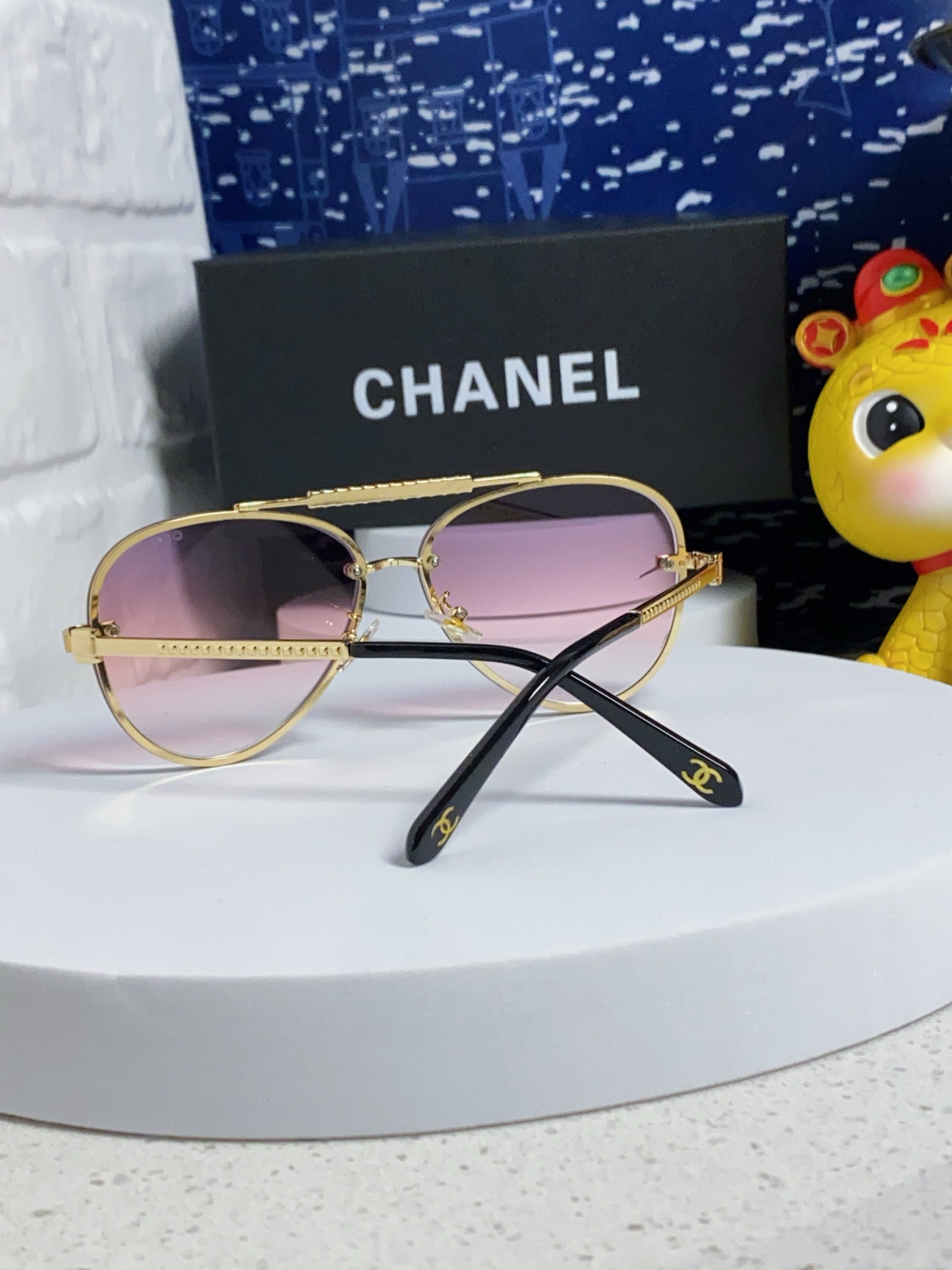 CHANEL シャネル サングラス アビエーターデザイン 通勤 メンズ レディース フレーム金属 全4色展開 - 画像 5
