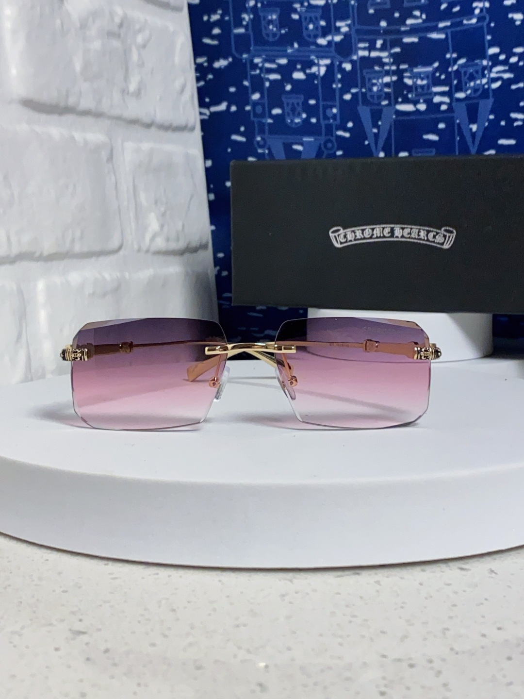 CHROME HEARTS クロムハーツ サングラス フレームレス リング付き フラットサングラス レディース ピンク 12色展開 - 画像 5