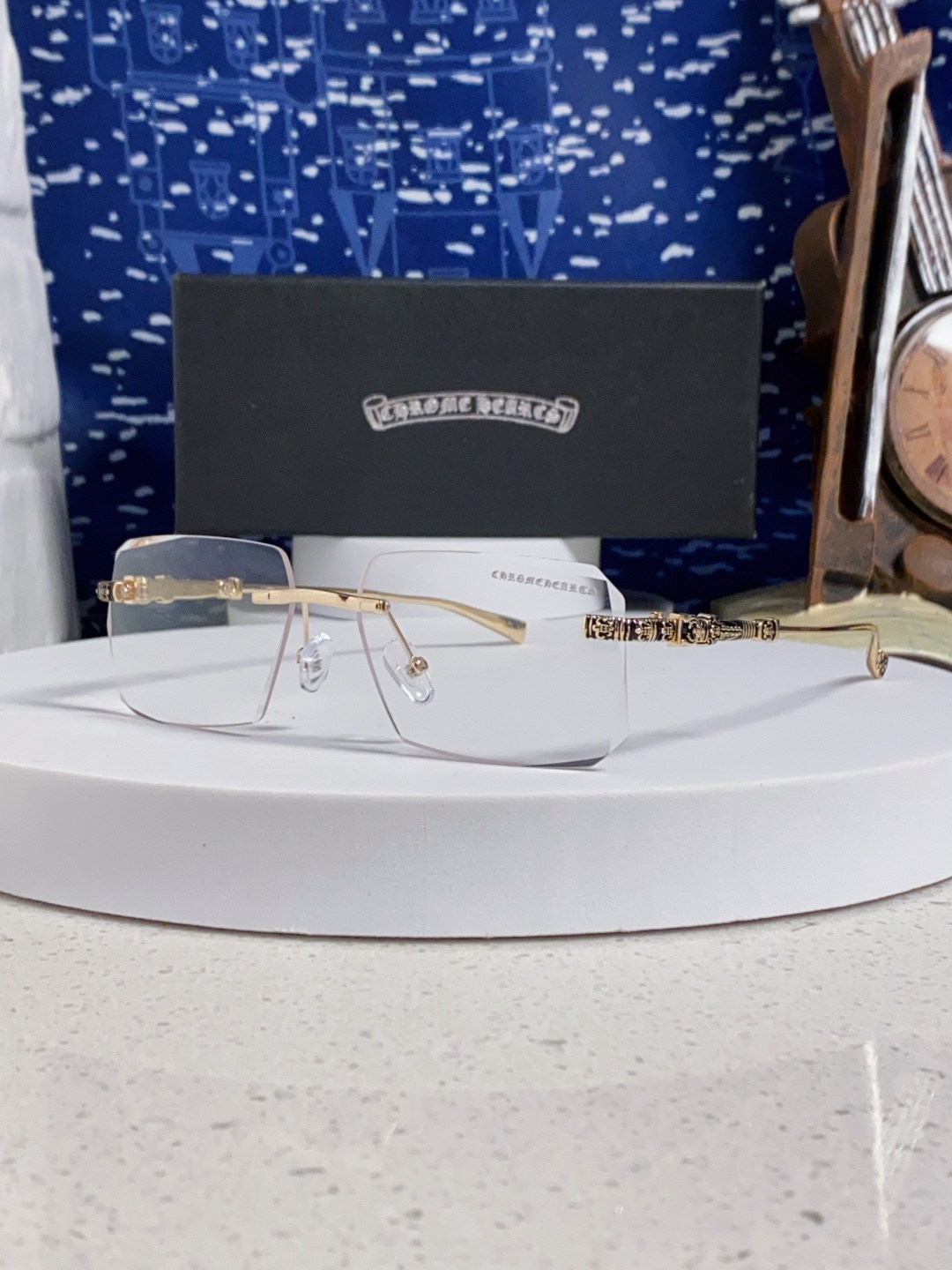 CHROME HEARTS クロムハーツ サングラス メンズ レディース 2025 新作 レザー ケース 付き 金フレーム 2025年モデル 超軽量 ヴィンテージ 2023年モデル 全8色展開