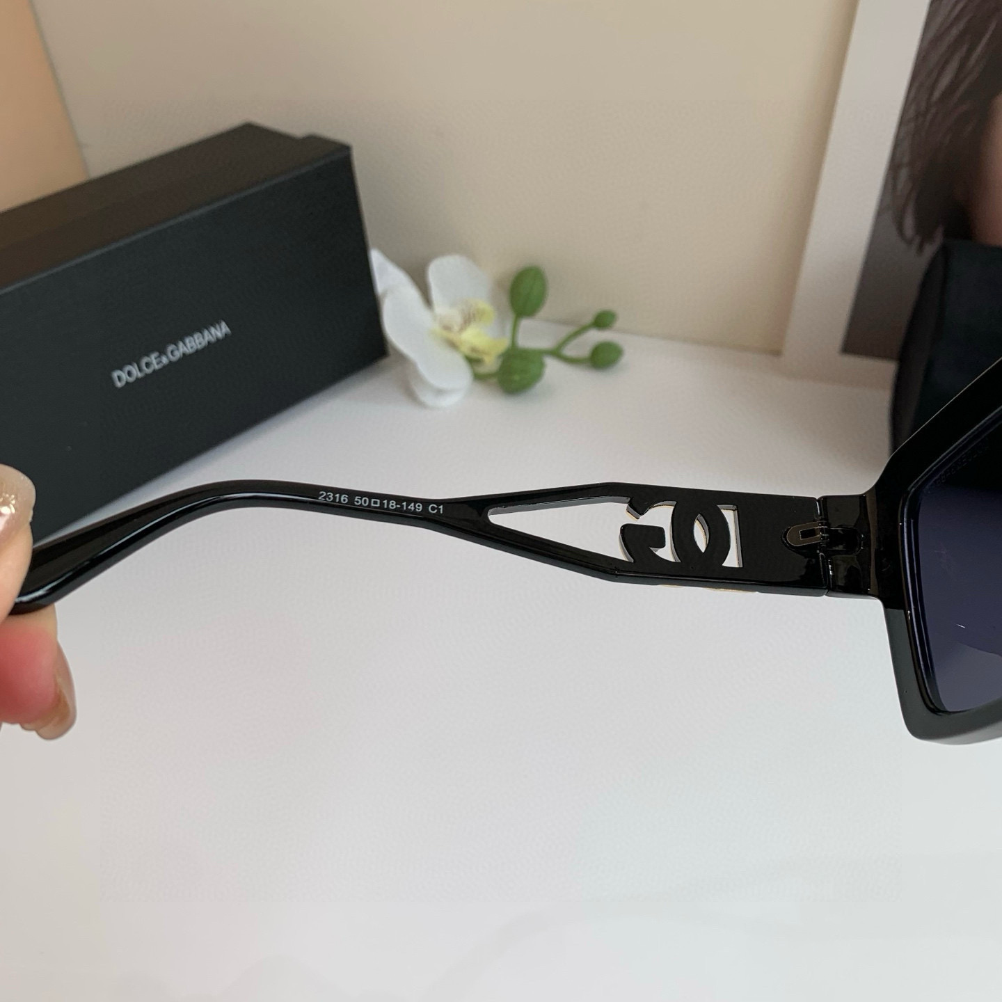 DOLCE&GABBANA ドルチェアンドガッバーナ サングラス メンズ レディース 大きめ フレーム ブラック ホワイト 2316 50□18-149 C1 - 画像 6