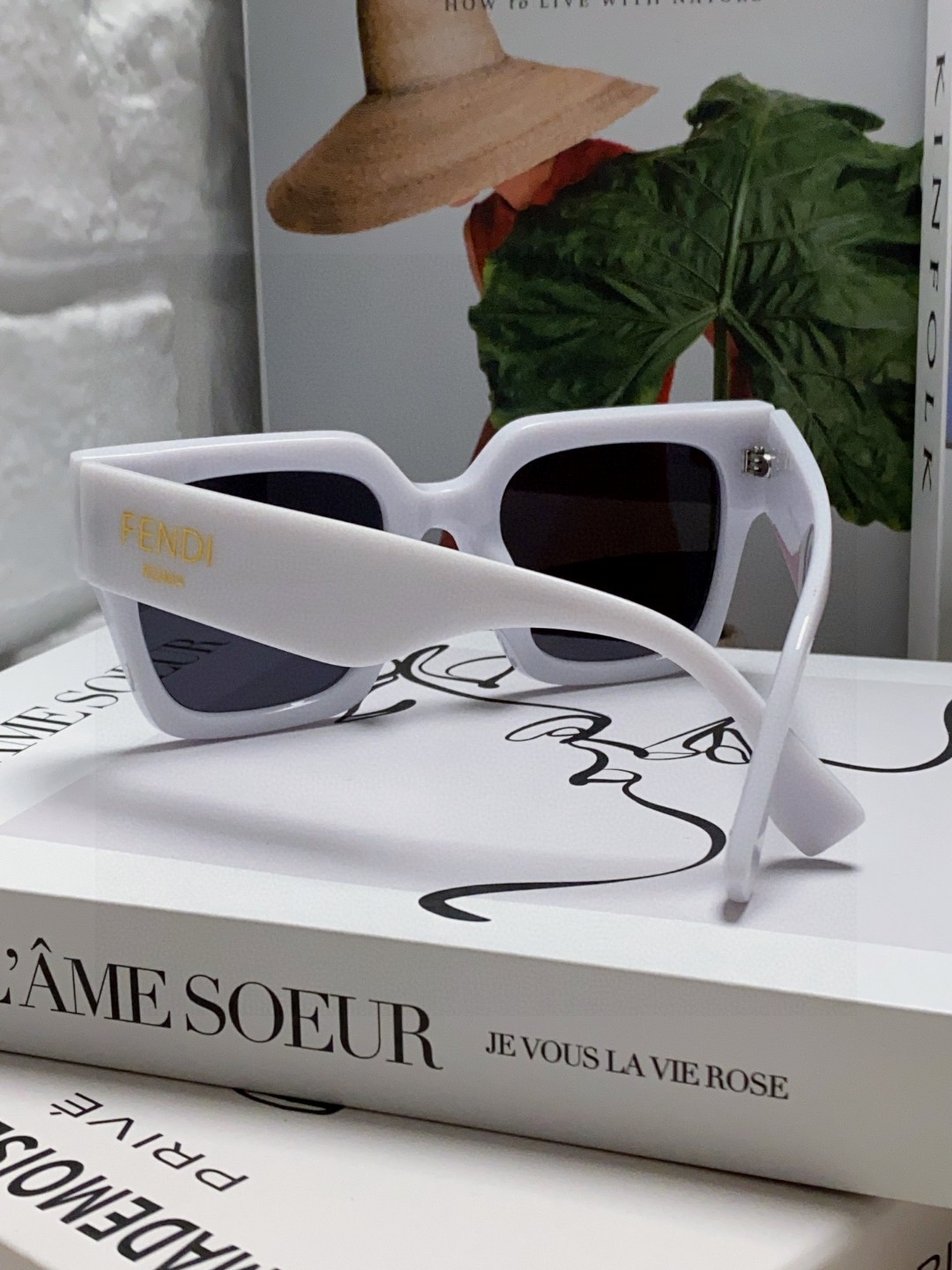 FENDI フェンディ サングラス ファッション レディース メンズ 2025年最新 ホワイト - 画像 3