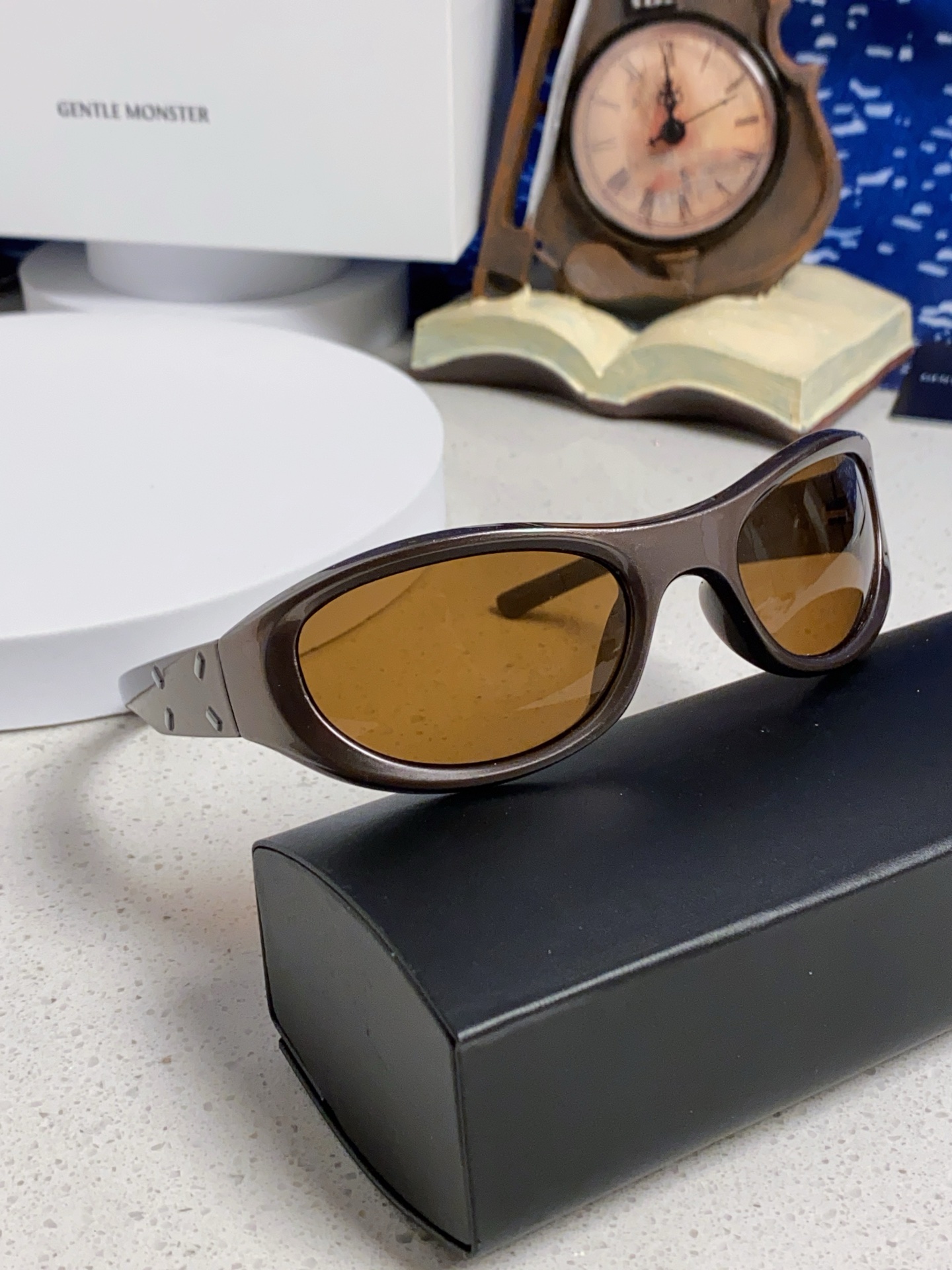 GENTLE MONSTER ジェントルモンスター サングラス MM003_31161 2025新款 メンズ レディース ブラック 多色展開 - 画像 3